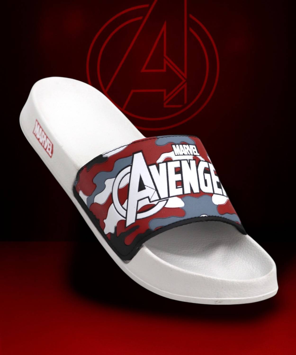 NWT Marvel Comics Title Logo Men\'s Slide Sandals Red And White Size 10-10.5 Amazon.com | Ground Up Spider-Man Webbed Logo Men main image 2