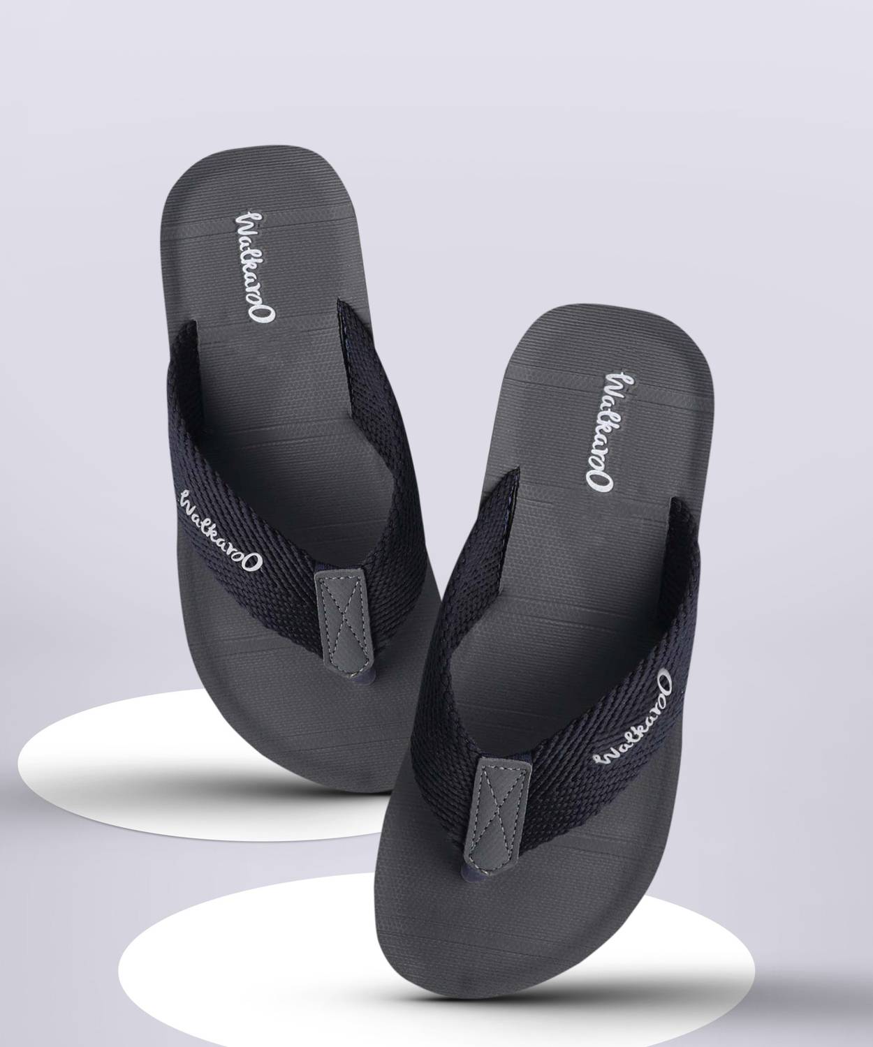 WALKAROO Men Gray Flip Flops - Image 2