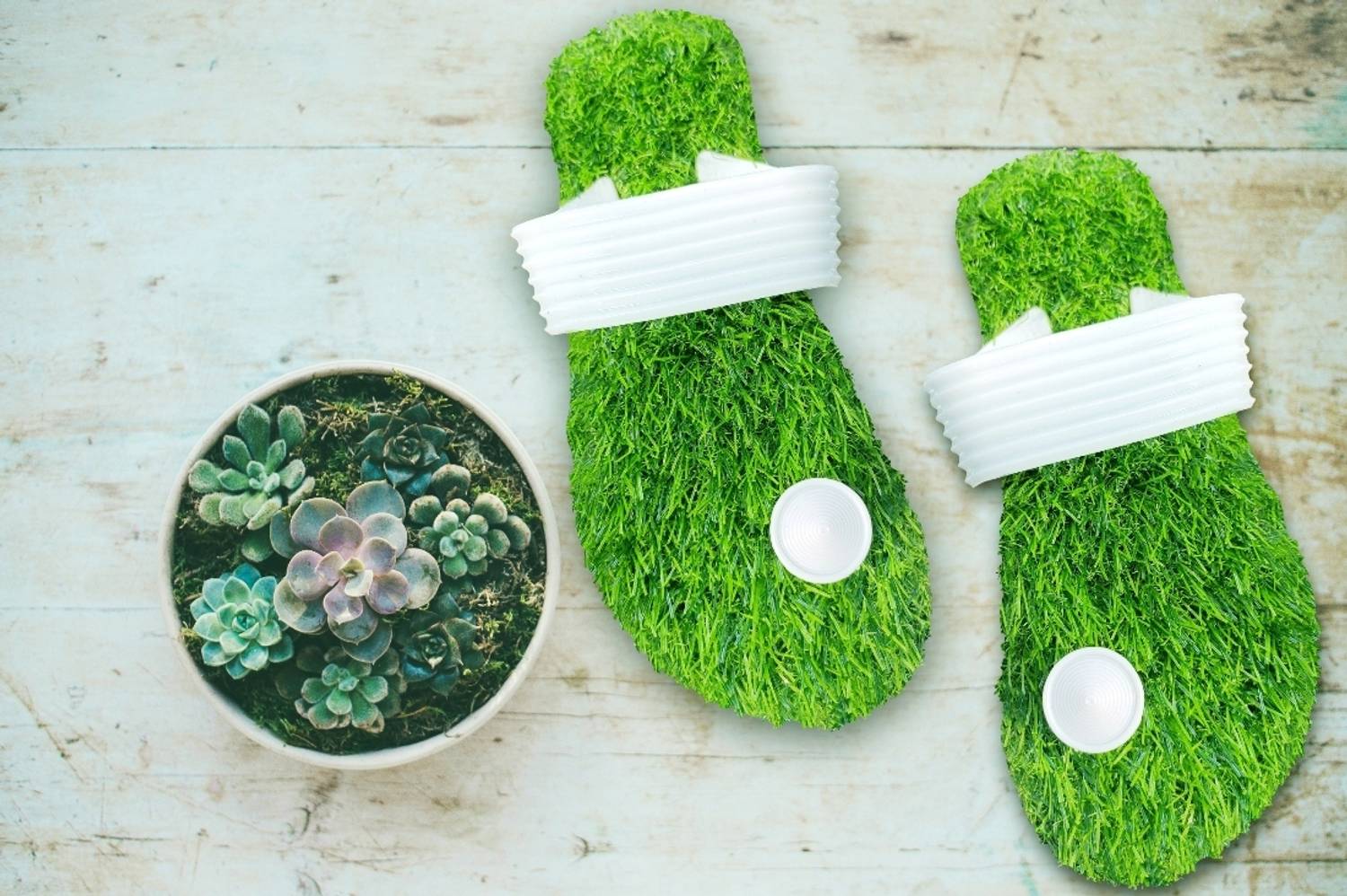 AARADHAYA Men Slippers