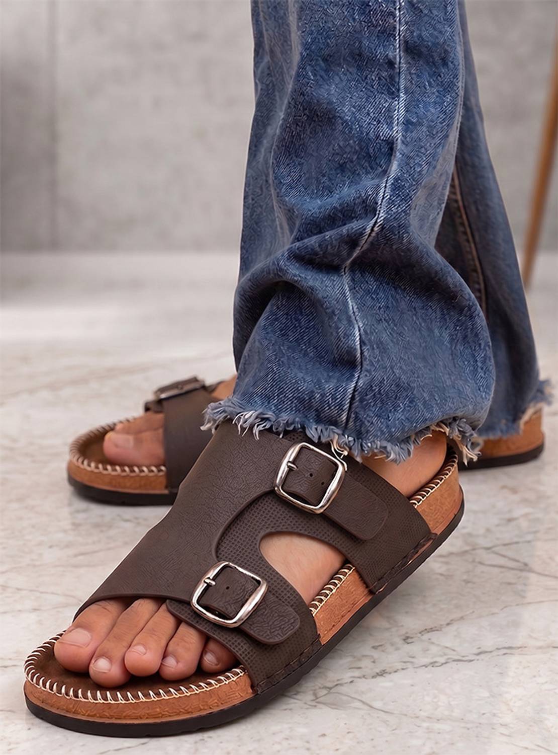 ALBERTO TORRESI Men Flip Flops