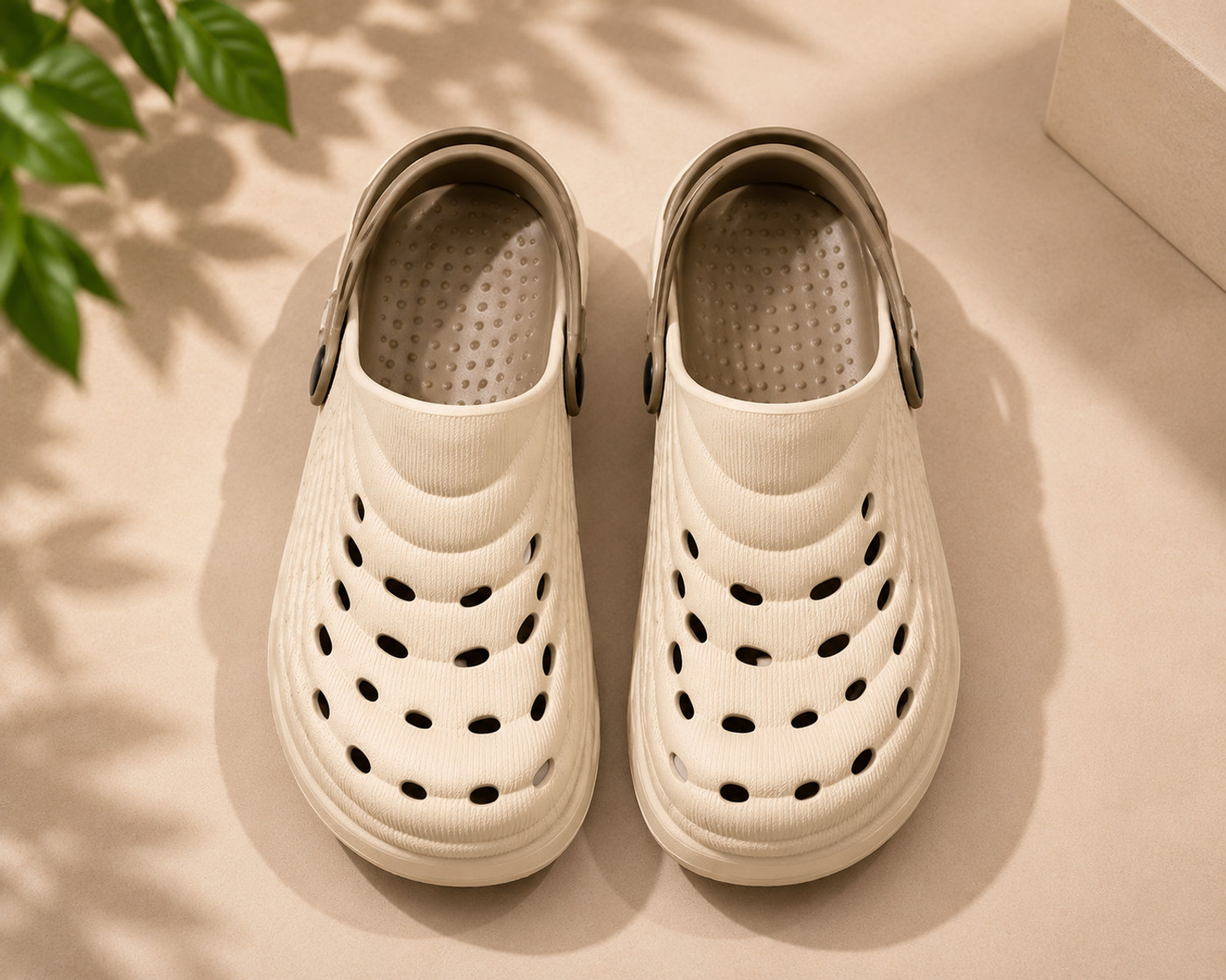 Image of VOOLIO Unisex Slippers