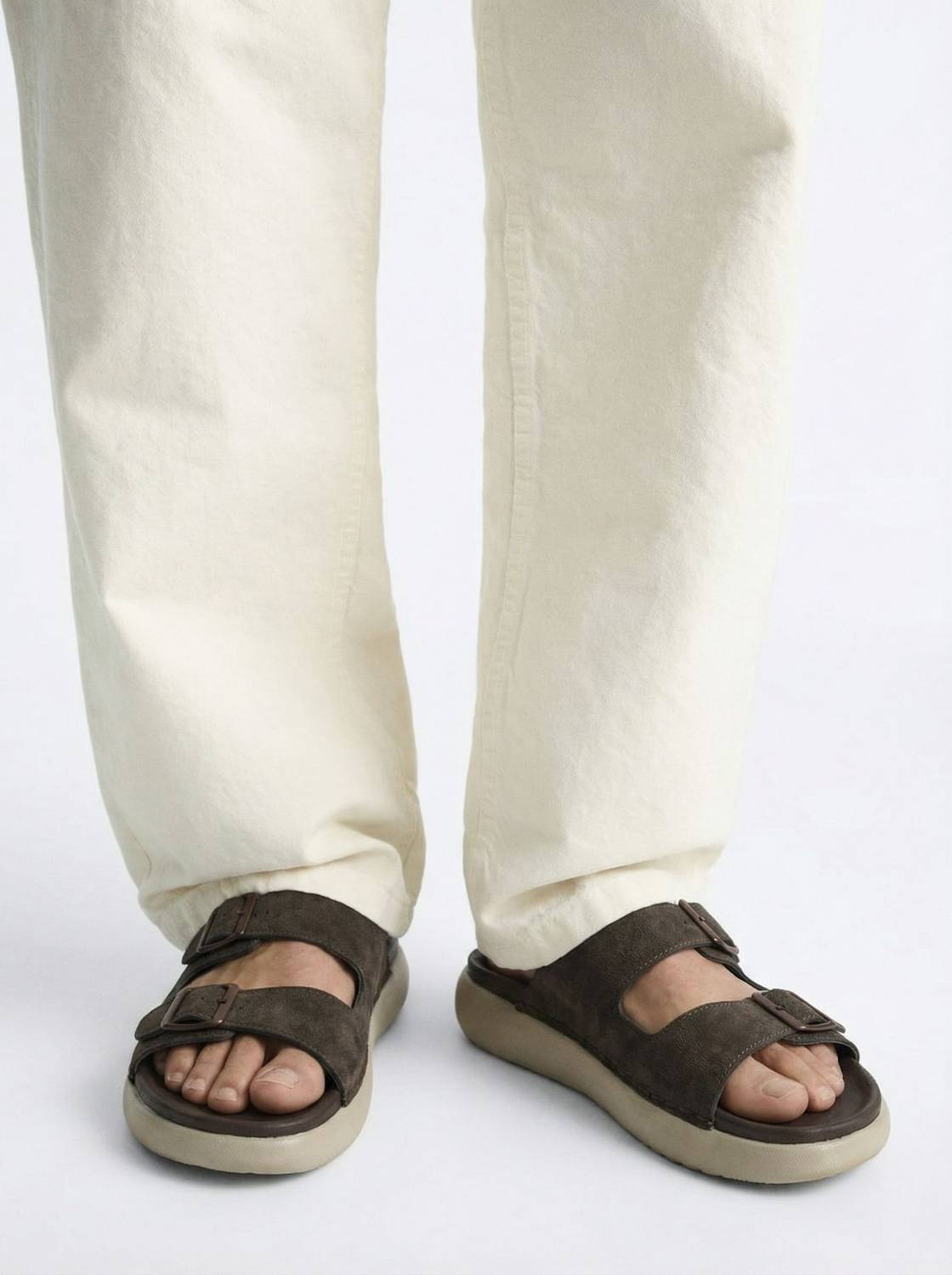 Roadster Men Slides Multicolor - Image 2