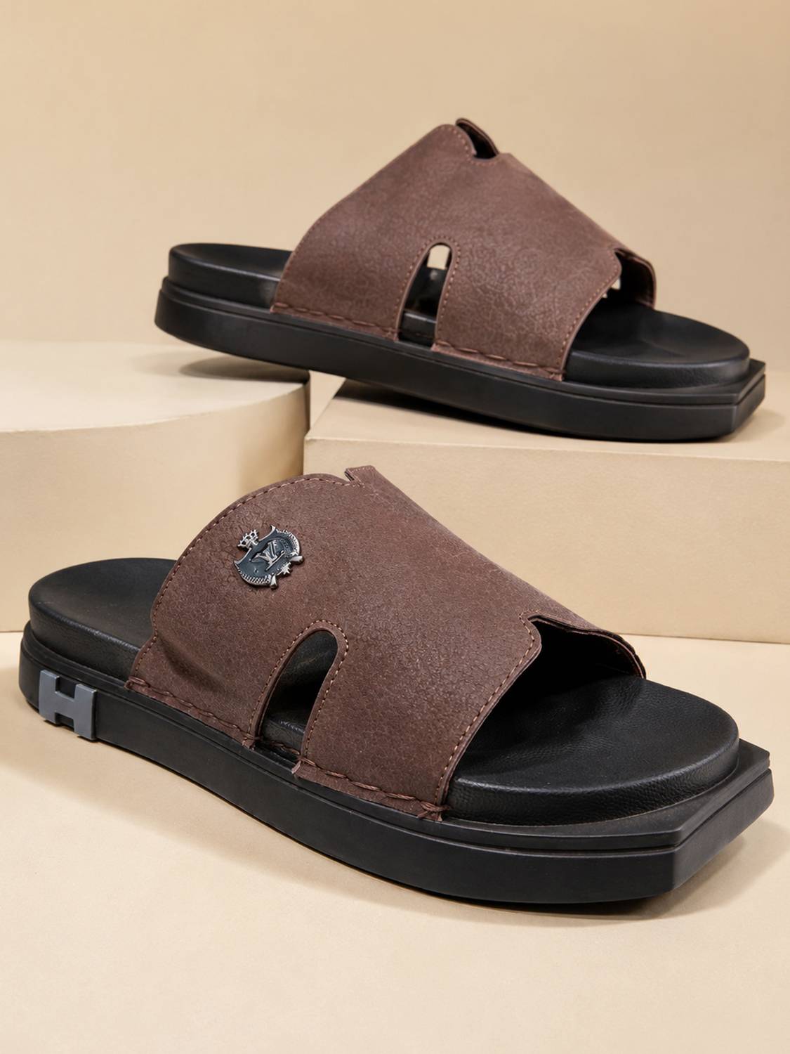 Layasa Men Casual Brown - Image 2