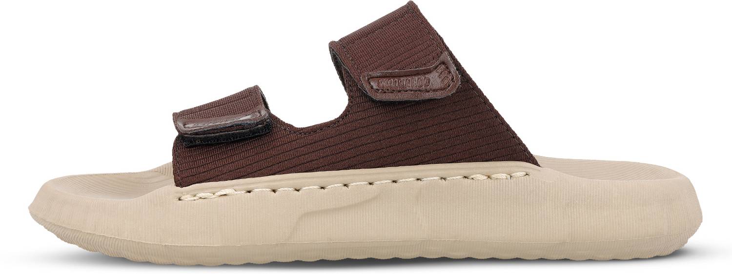 WALKAROO Men Brown Flip Flops - Image 4