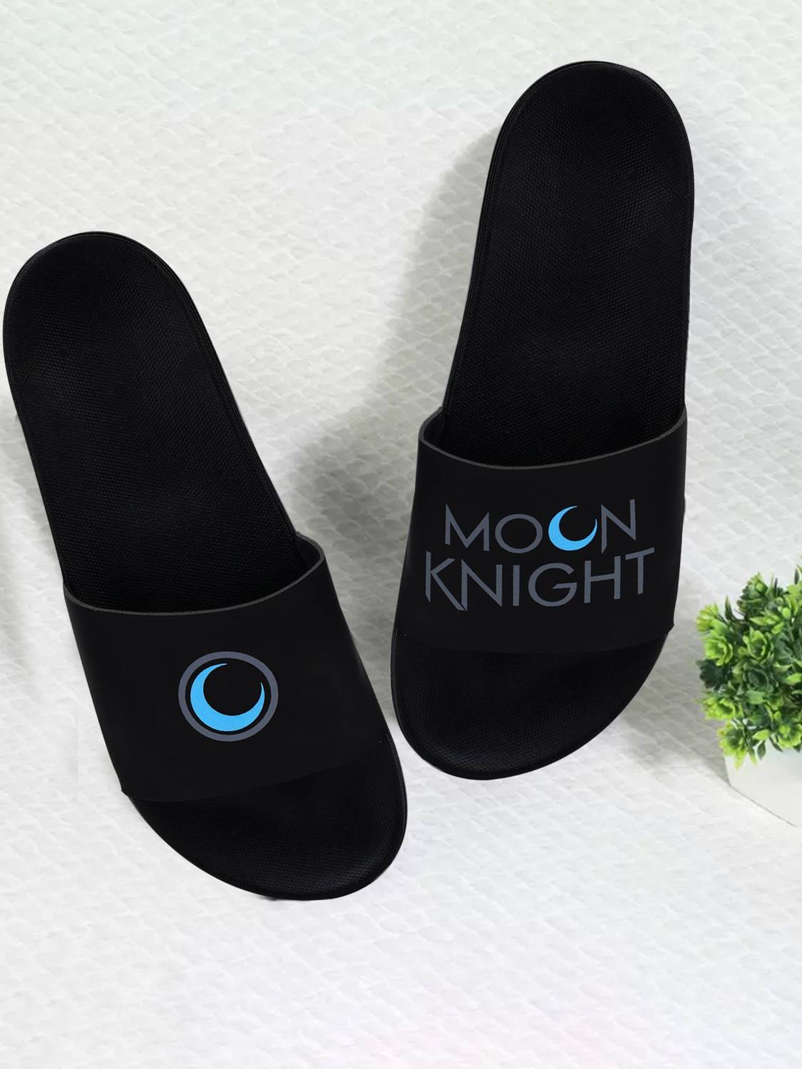 house of common Men Black Slippers - Image 1