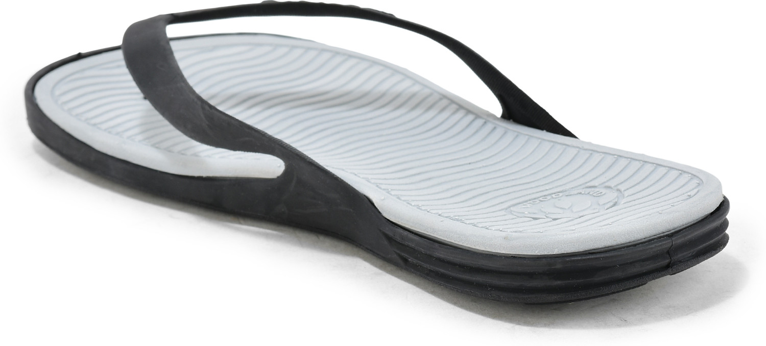 Image of WOODLAND Men Lightweight Comfortable Casual Summer Wear Flip Flops