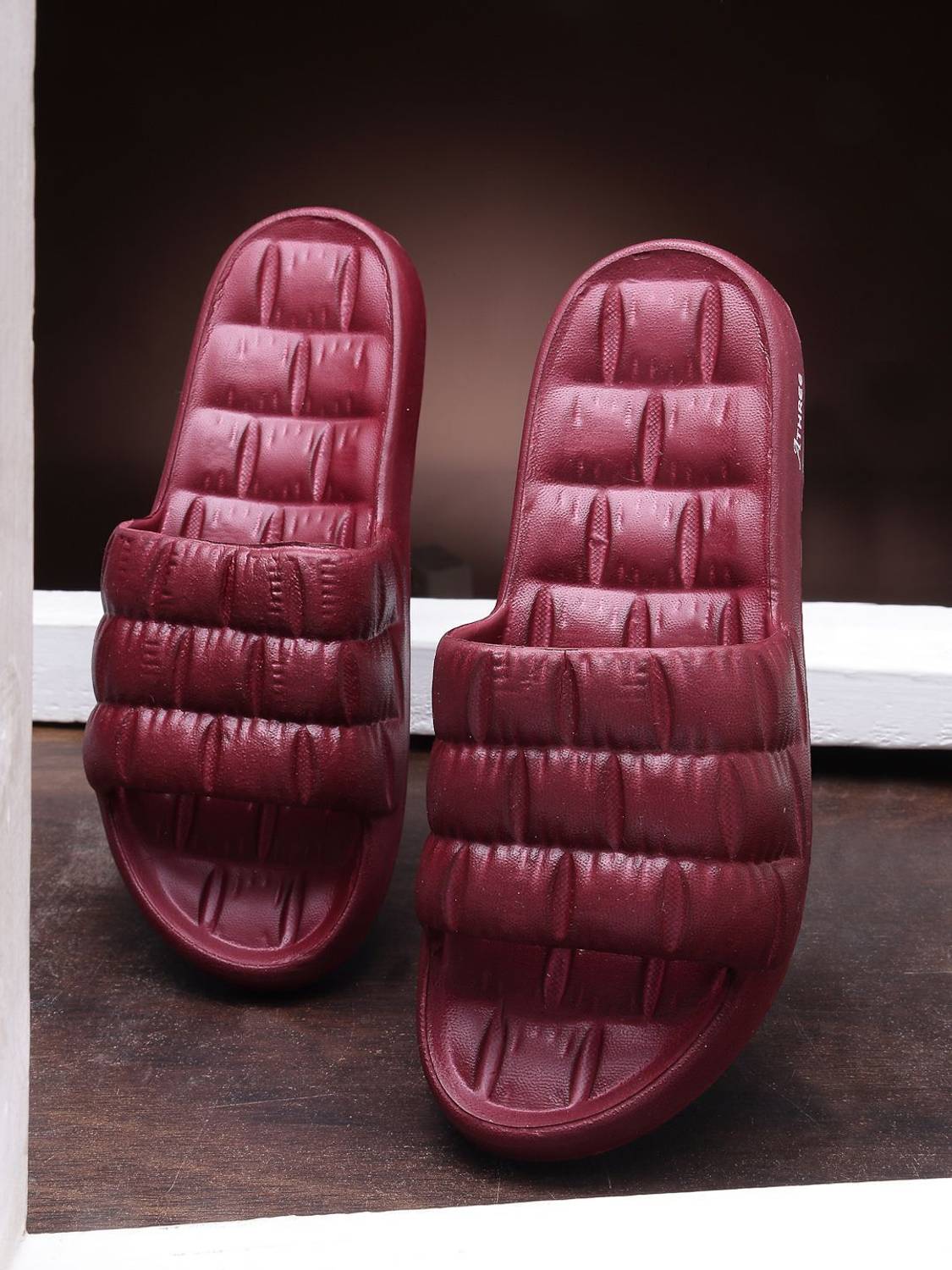 ATHREE Women Slides