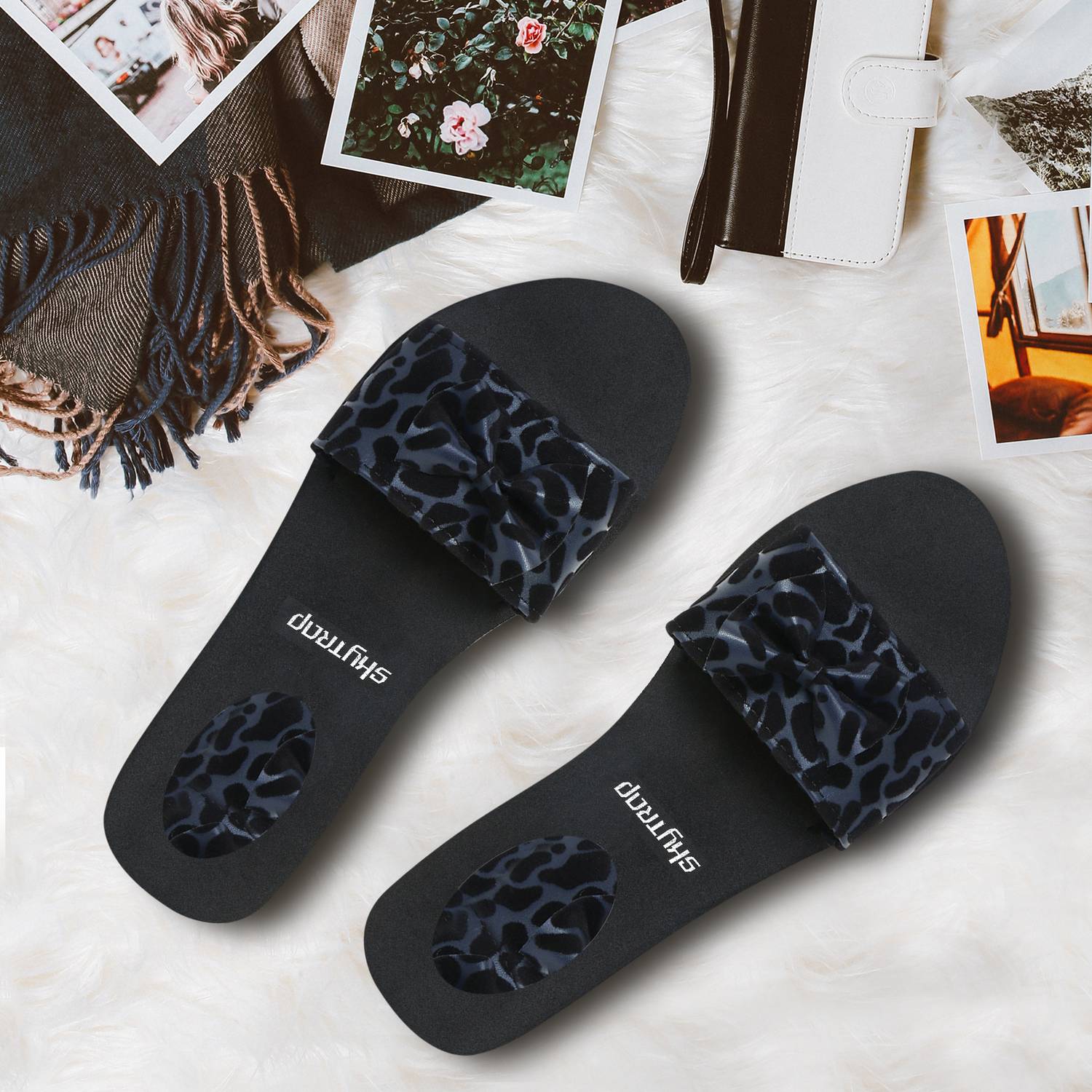 Skytrap Women Stylish Comfortable and Trending Printed Flip Flops Slide Slippers