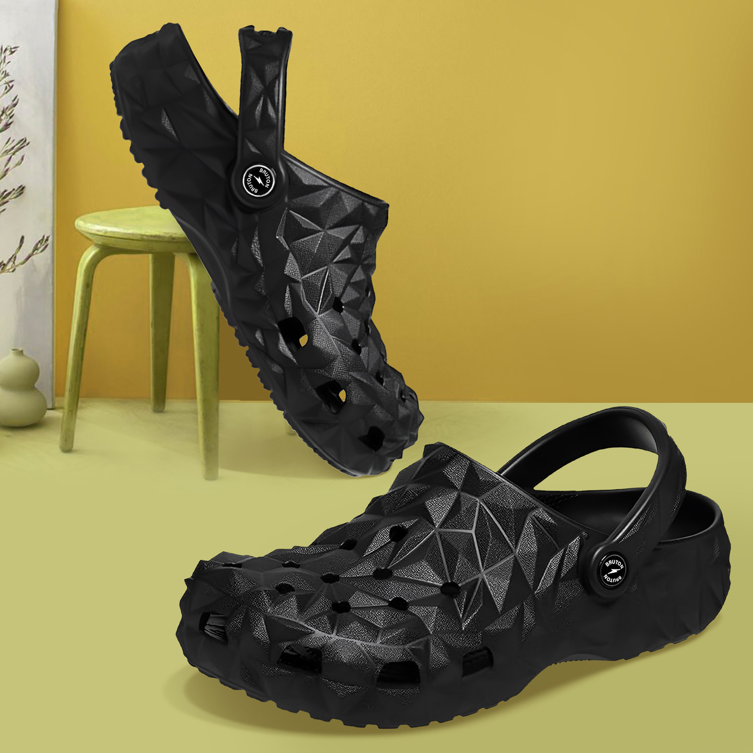 Image of BRUTON Men Slides (Black, 9)