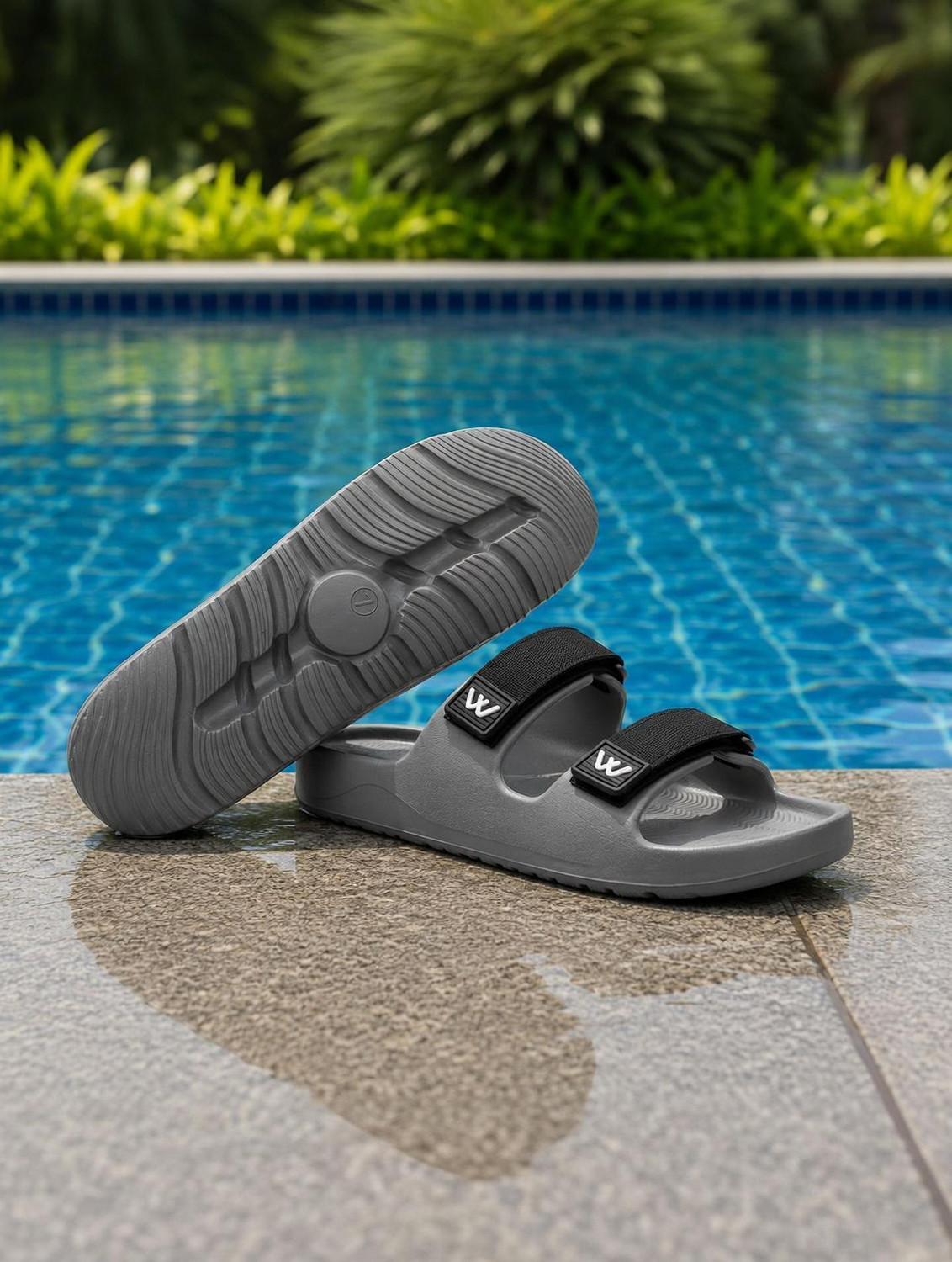Image of HOTSTYLE Men Slippers