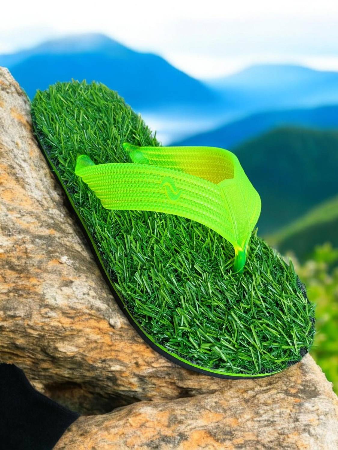 MAXOUT Men Slippers