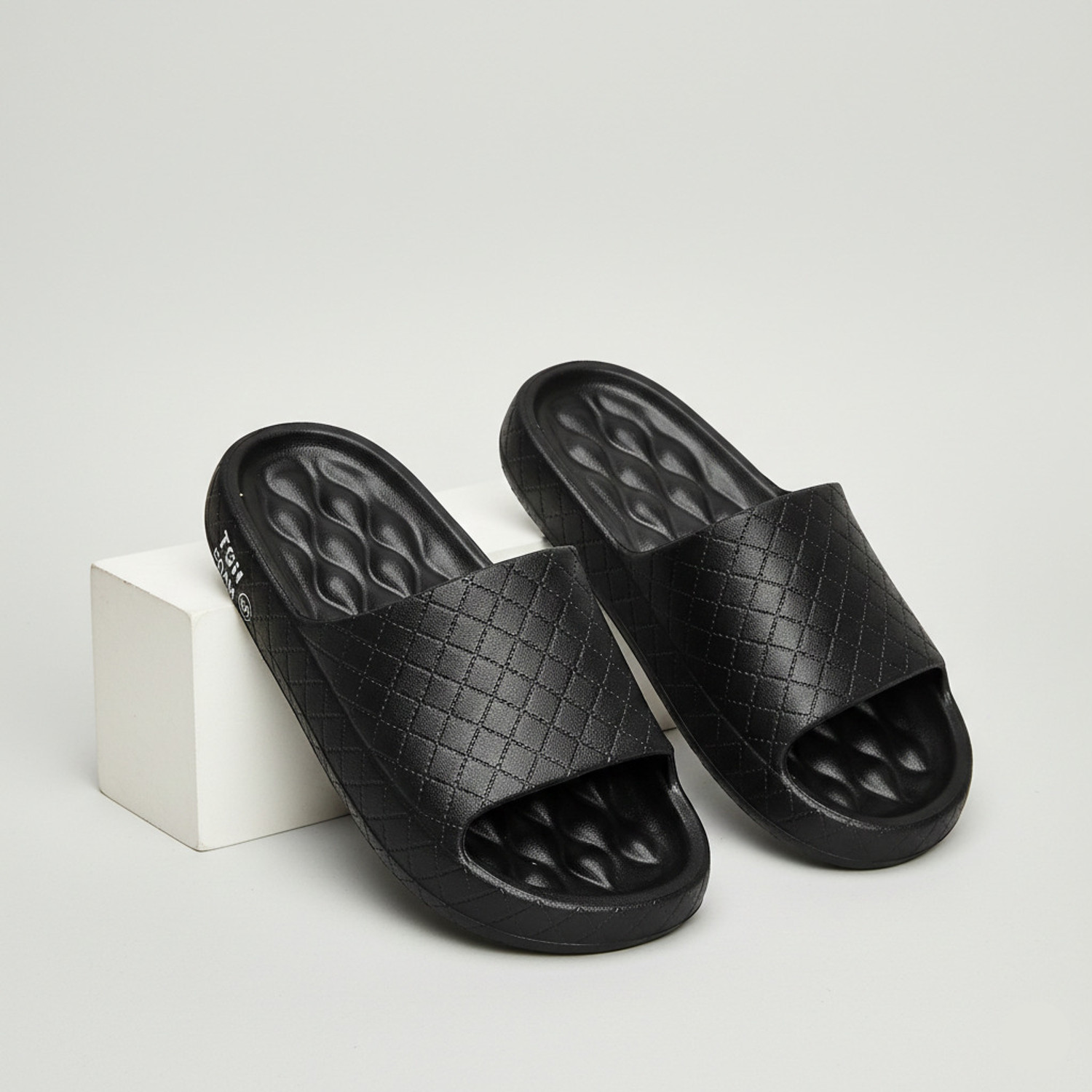 Image of TGH Women Slides