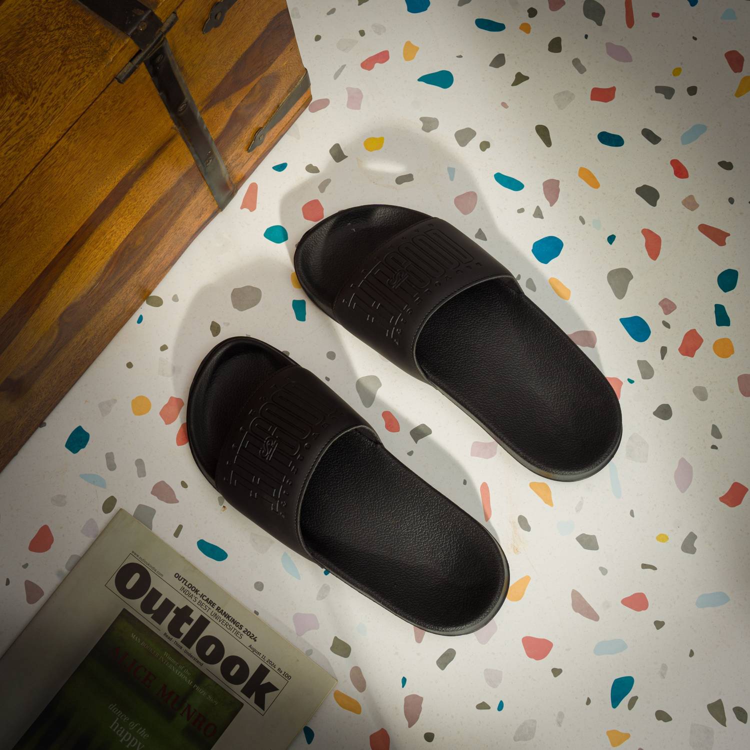 ARVAN Men Black Slides - Image 5