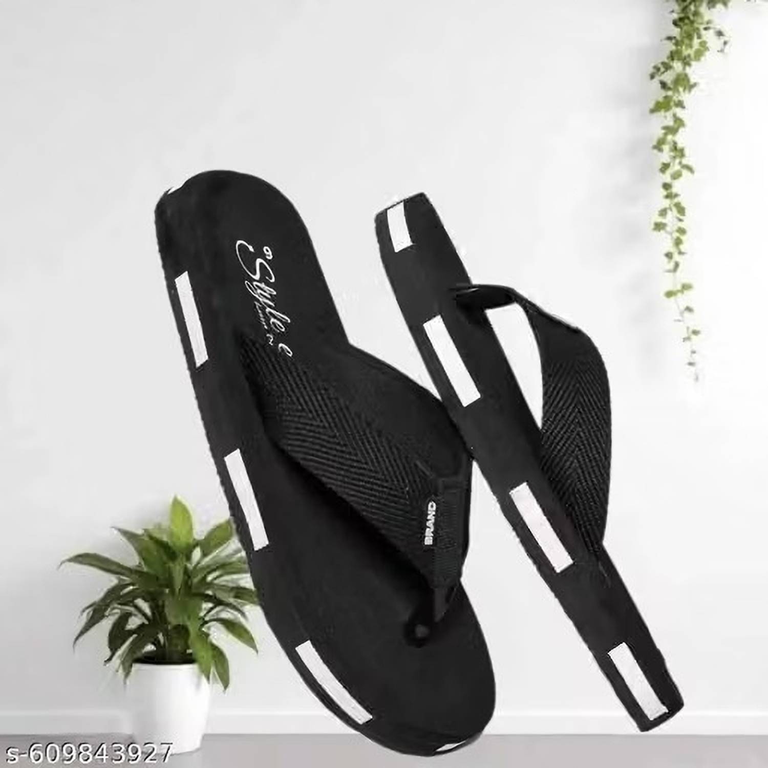 Styleedge Men Black Flip Flops - Image 3