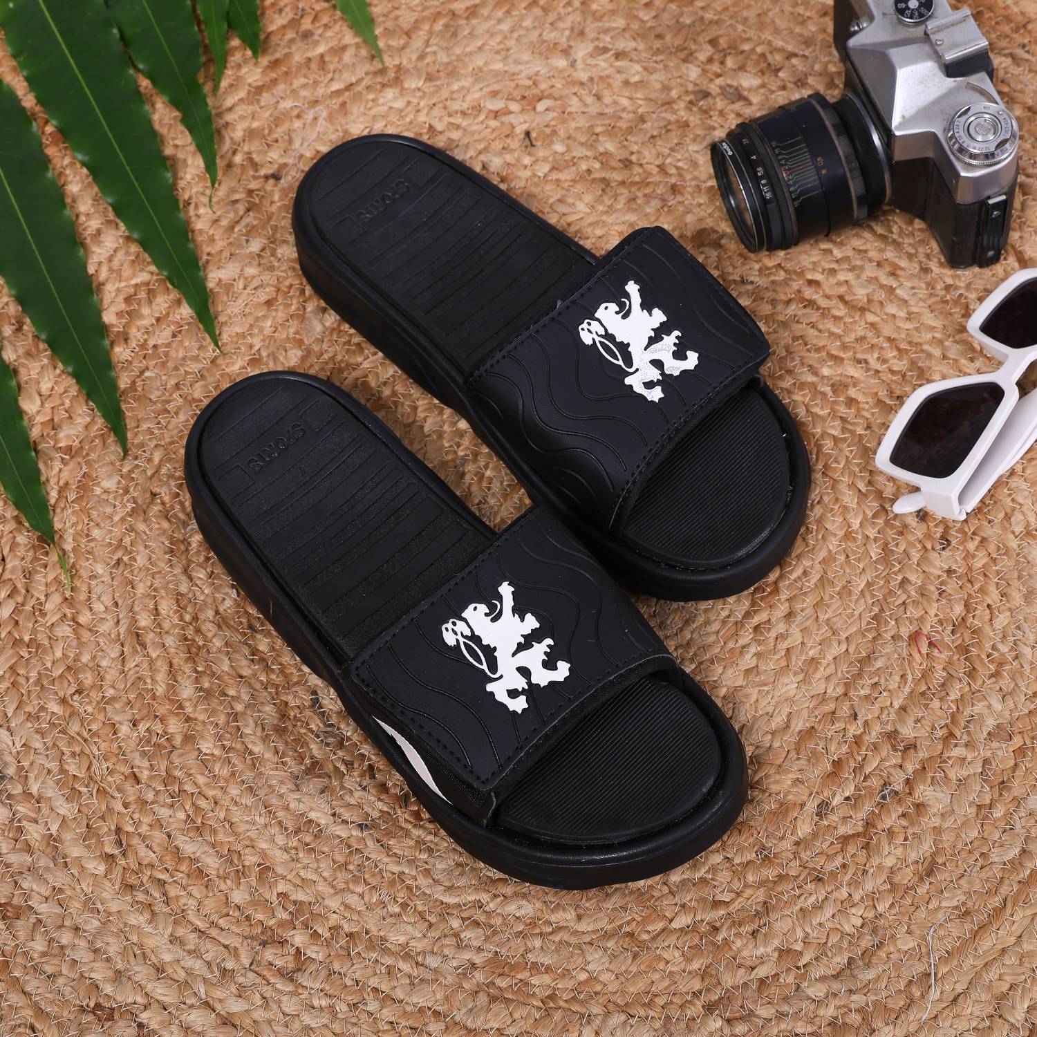 STYLE HEIGHT Men Black Slides