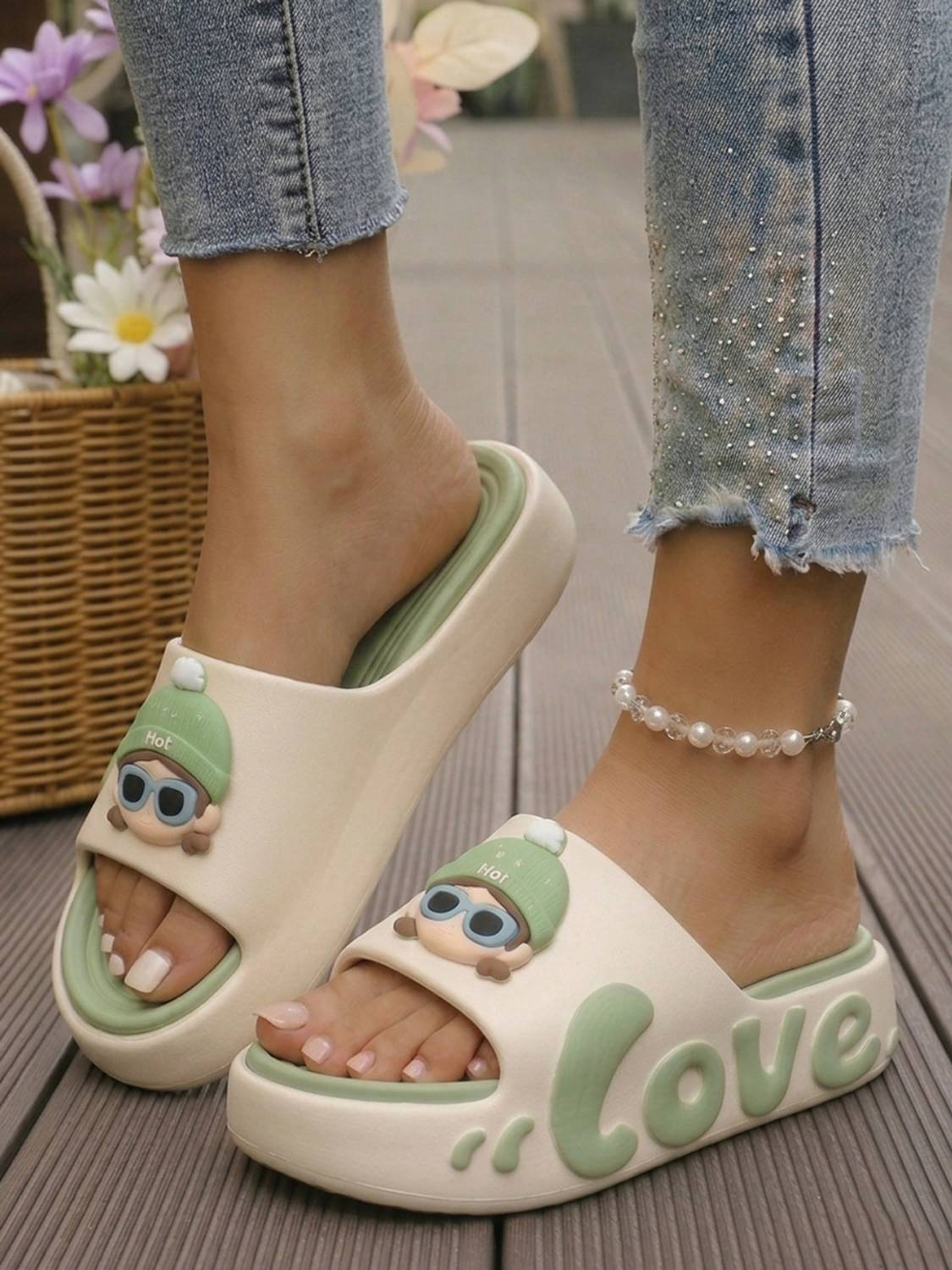LookShine Women Slides Green - Image 1