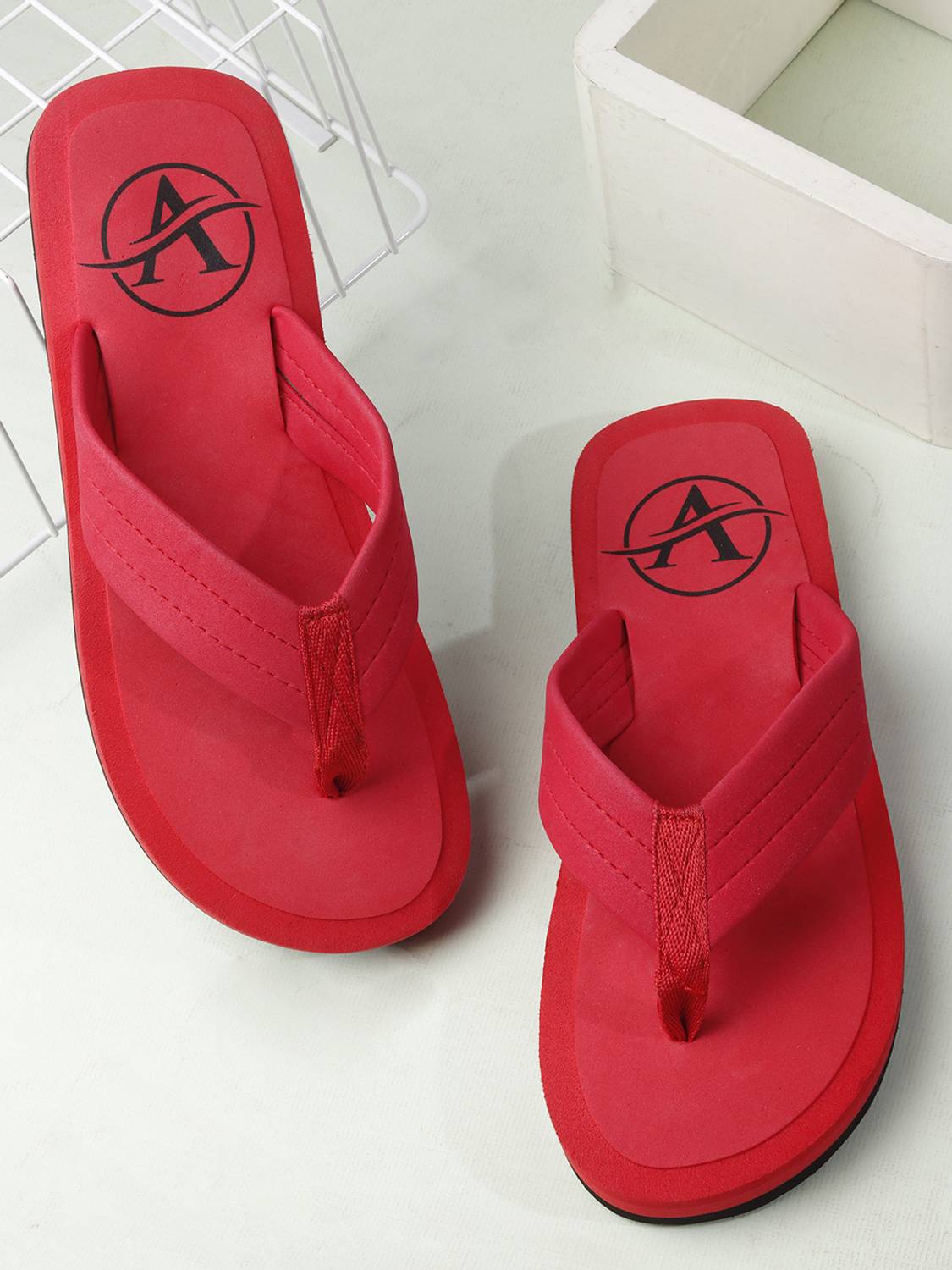 VAHMAH Men Red Flip Flops
