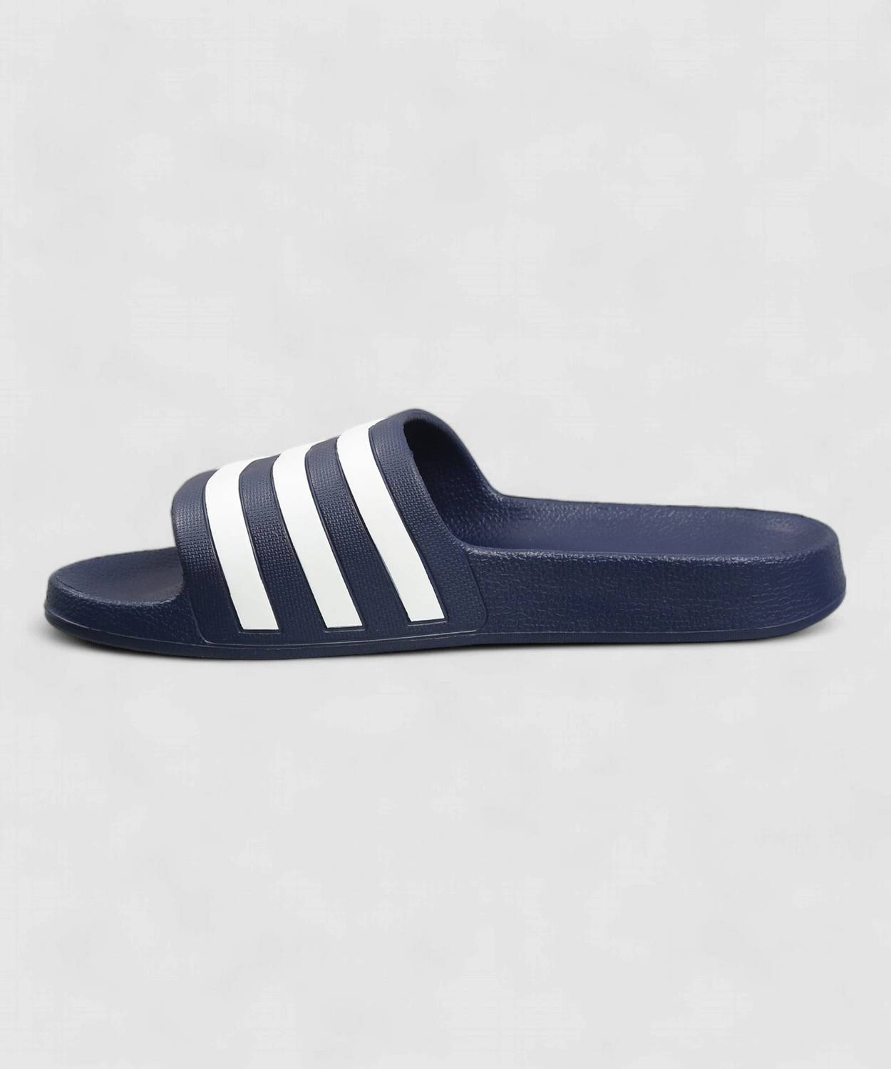 ADIDAS Unisex ADILETTE AQUA Slides Green - Image 5