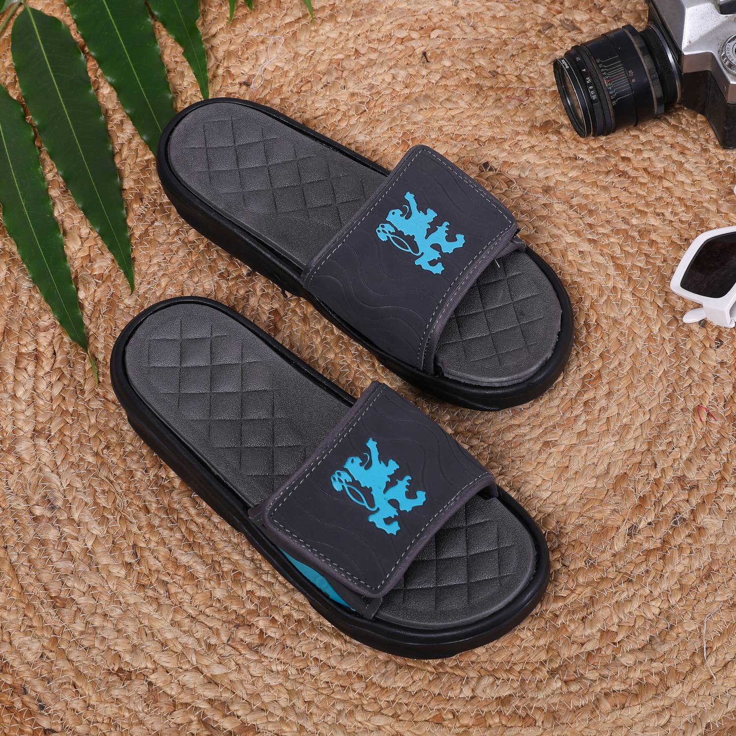 STYLE HEIGHT Men Slides Gray