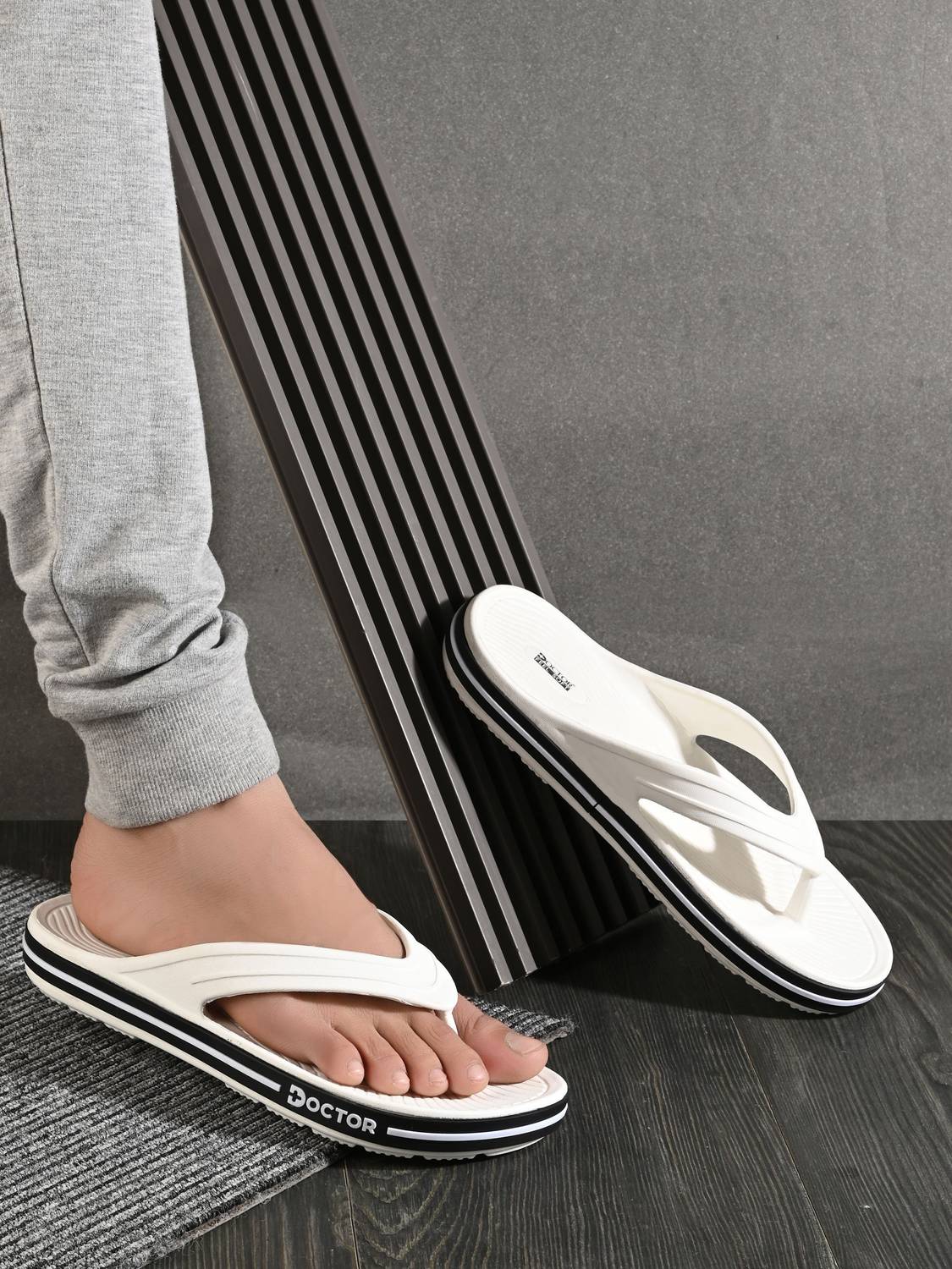 Doctor Feel Soft Men Orthopedic Slippers - Image 1