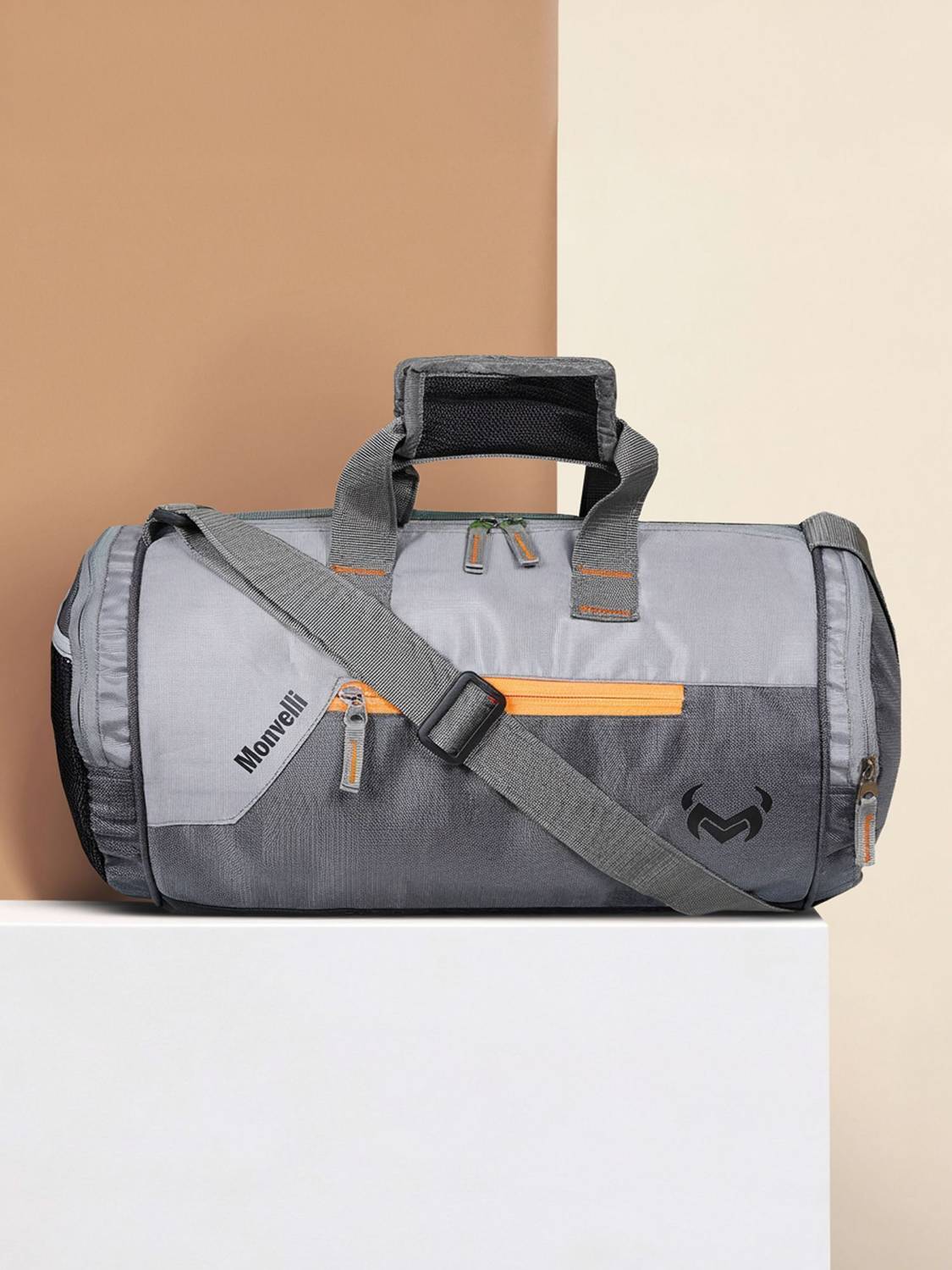 MONVELLI Sports Small Travel Bag  - S