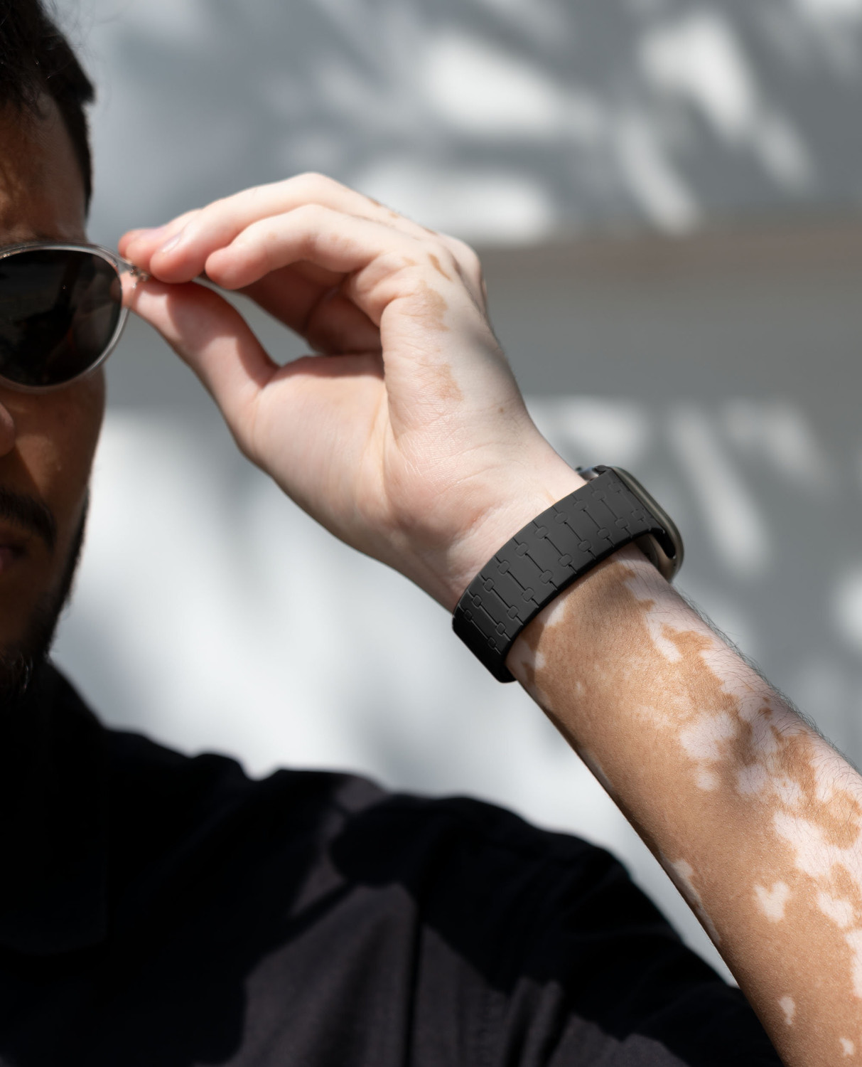 Image of DailyObjects 13 cm Black Lightweight Velour Snap On Smartwatch Wrist Band /Straps | Compatible With Apple Watchbands (38 /40 /41mm) | High Strength Silicone With Water Resistant Material | Magnetic Closure | Adjustable Strap For Apple Ultra iWatch Series SE 9 8 7 6 5 4 3 2 1 Smart Watch Strap