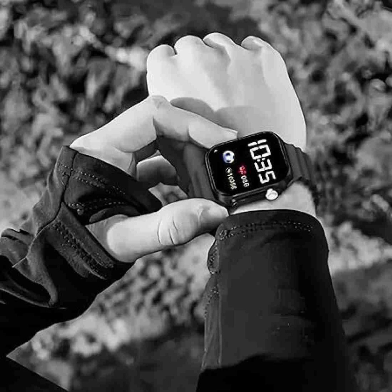 Image of CIHROX Android Smart Watch Men 4G Network BT Call GPS X8 Ultra S2 Smartwatch Smartwatch (Black Strap, Free)