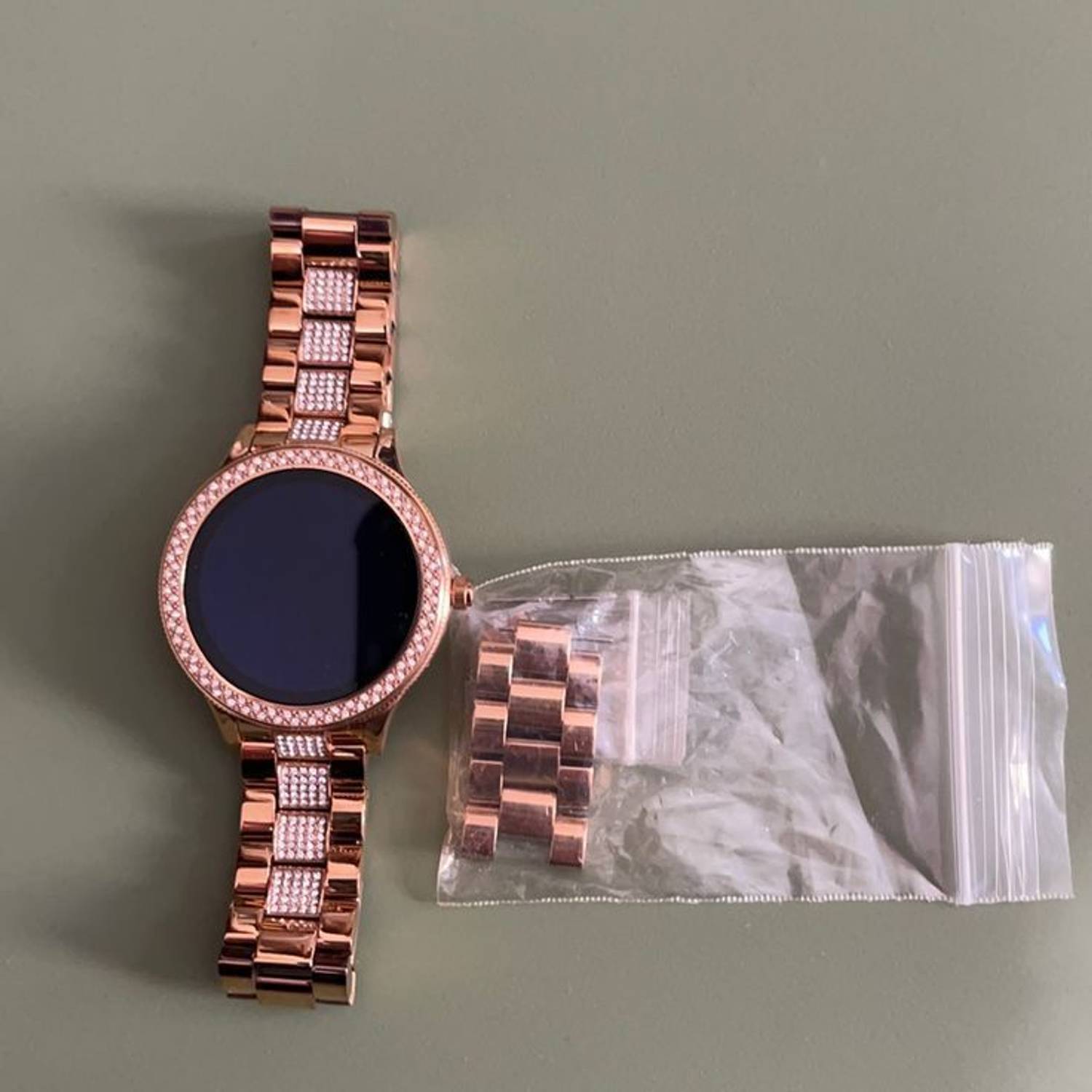 Yash Enterprises Gen 9 Rose Gold Bluetooth Calling with Fitness H