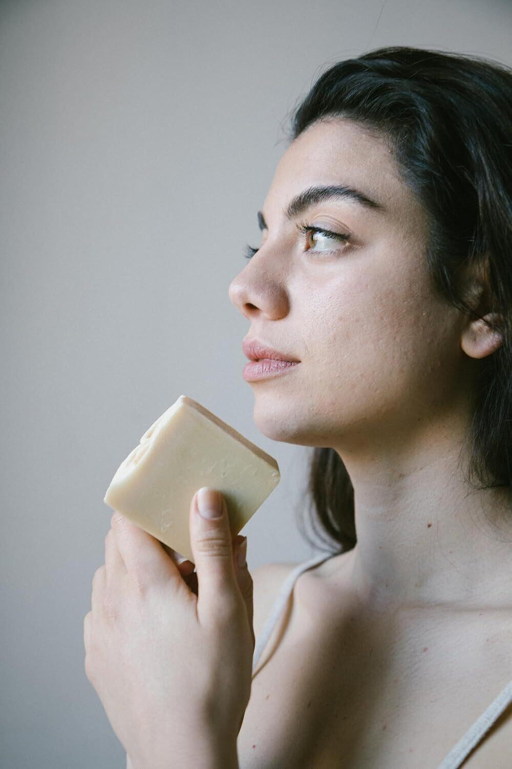 Image of Derma Kojic Acid, Glutatheone, Alpha Arbutin, Turmeric Soap for skin. Pack of 1