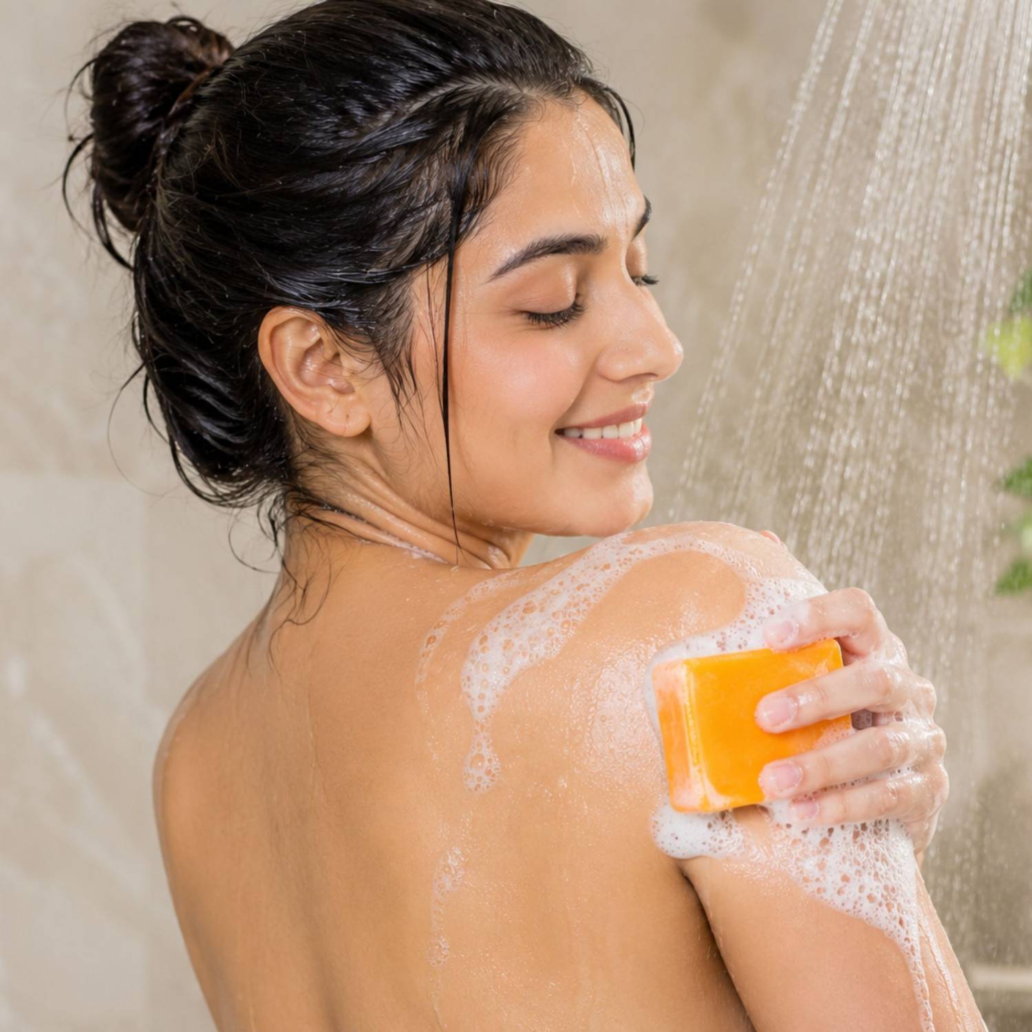 TruGlow Papaya Brightening Soap - Image 3