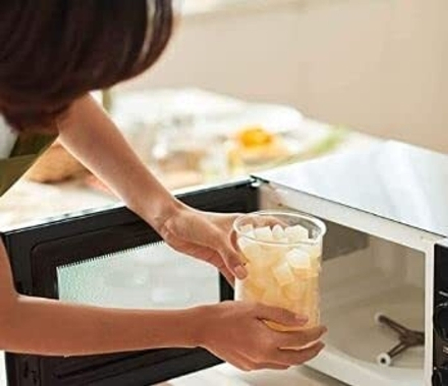 Image of fresheasily Ultra Clear Melt & Pour Glycerin Soap Base 500g