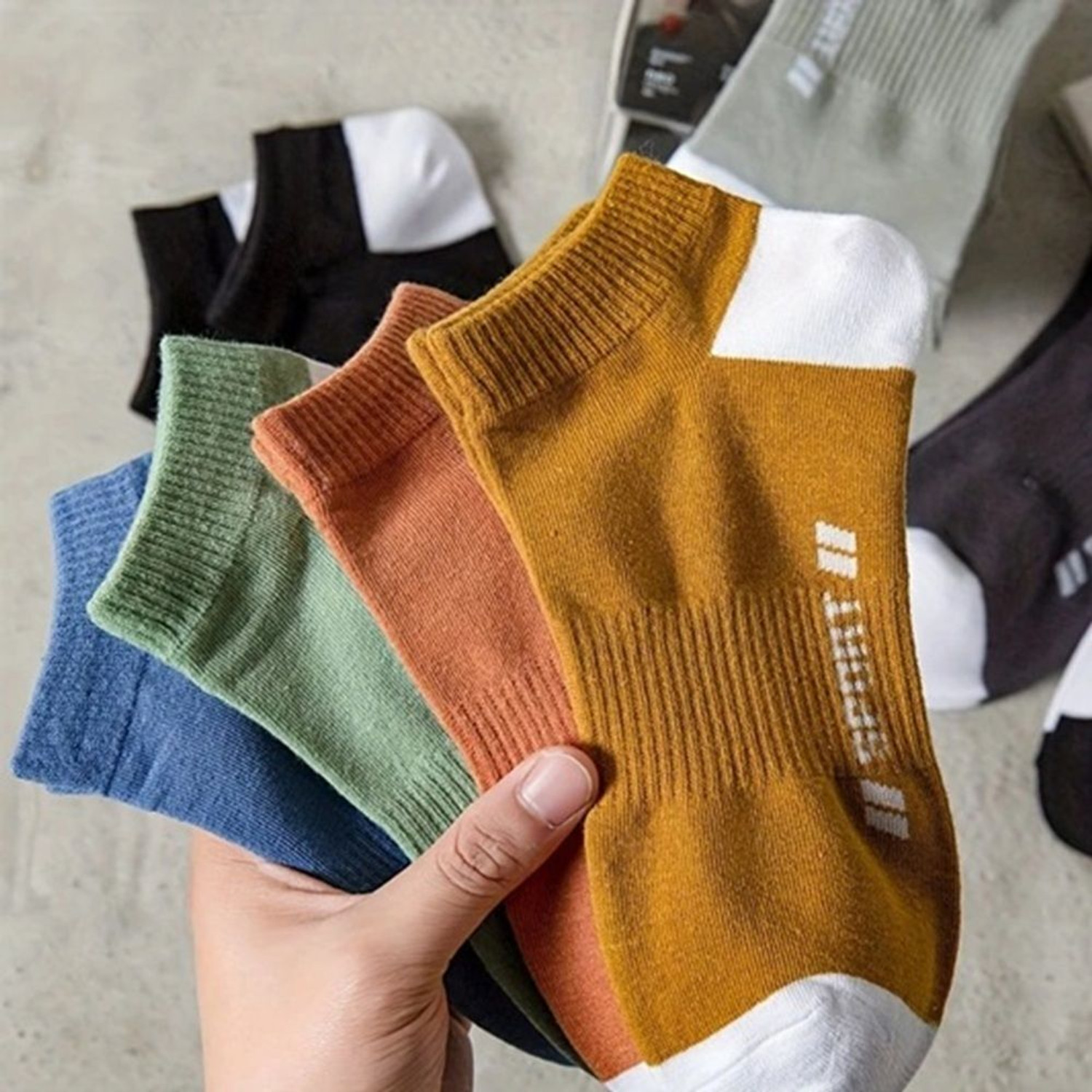 Image of AOLTURI Men Solid Ankle Length
