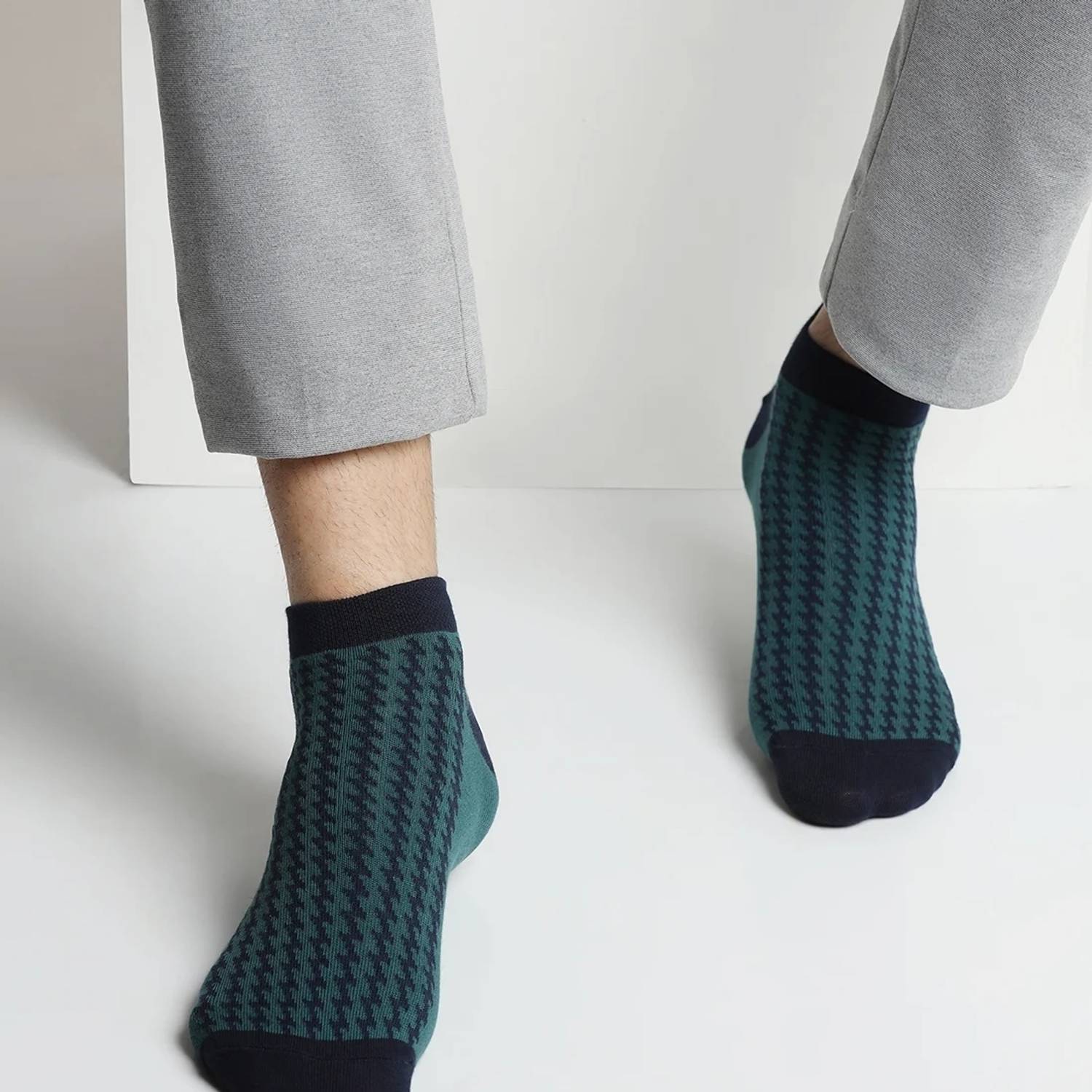 Blackberrys Men Solid Ankle Length