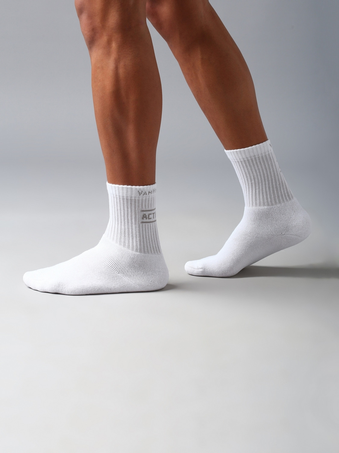 Image of VAN HEUSEN Men Calf Length