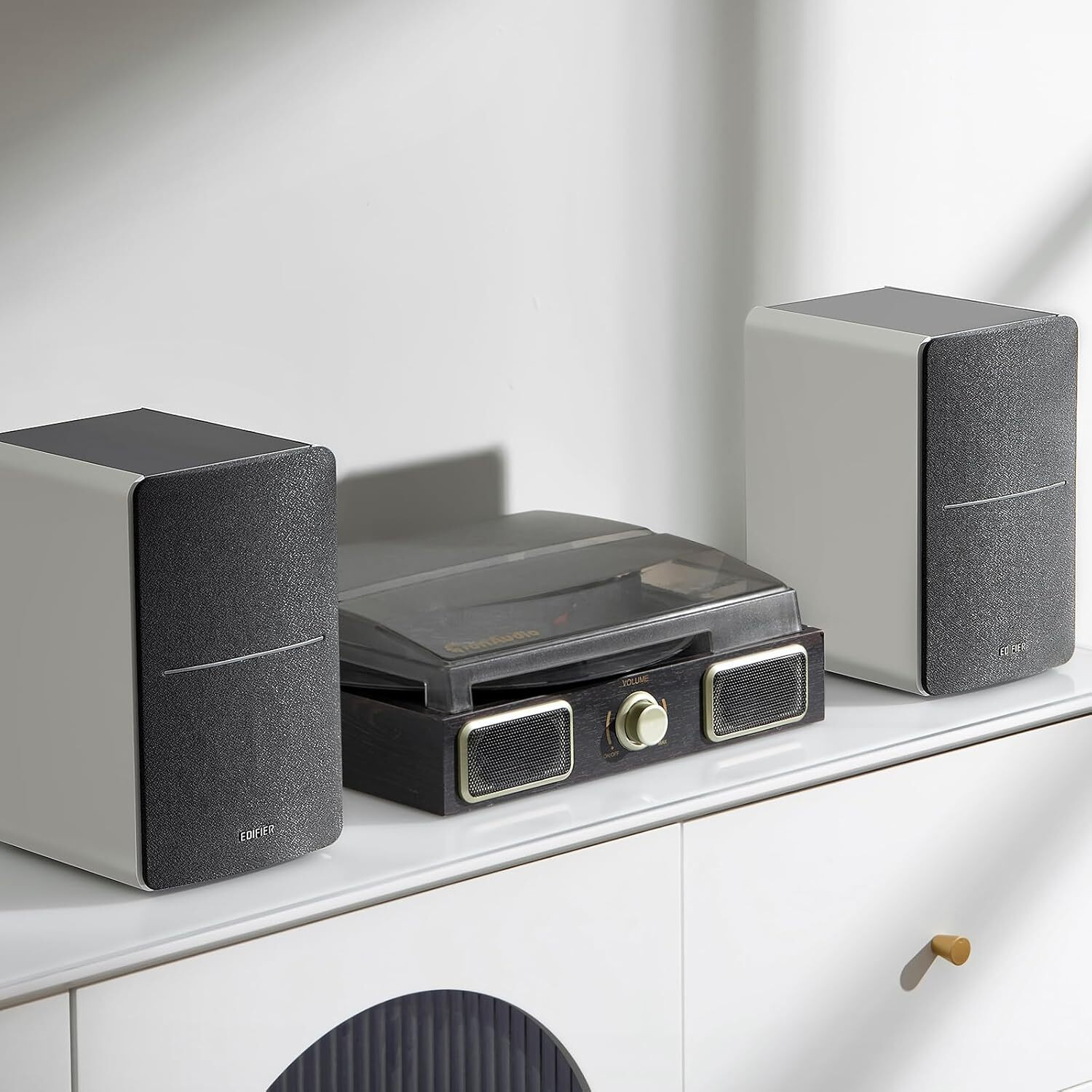 Image of Edifier R1280DB Bluetooth Wireless 2.0 Book Shelf Speakers 42 Watts 42 W Bluetooth Home Audio Speaker