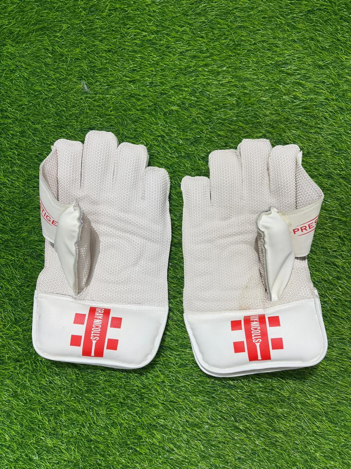 Image of THE SPORT VAULT Gray Nicolls Keeping Gloves Wicket Keeping Gloves