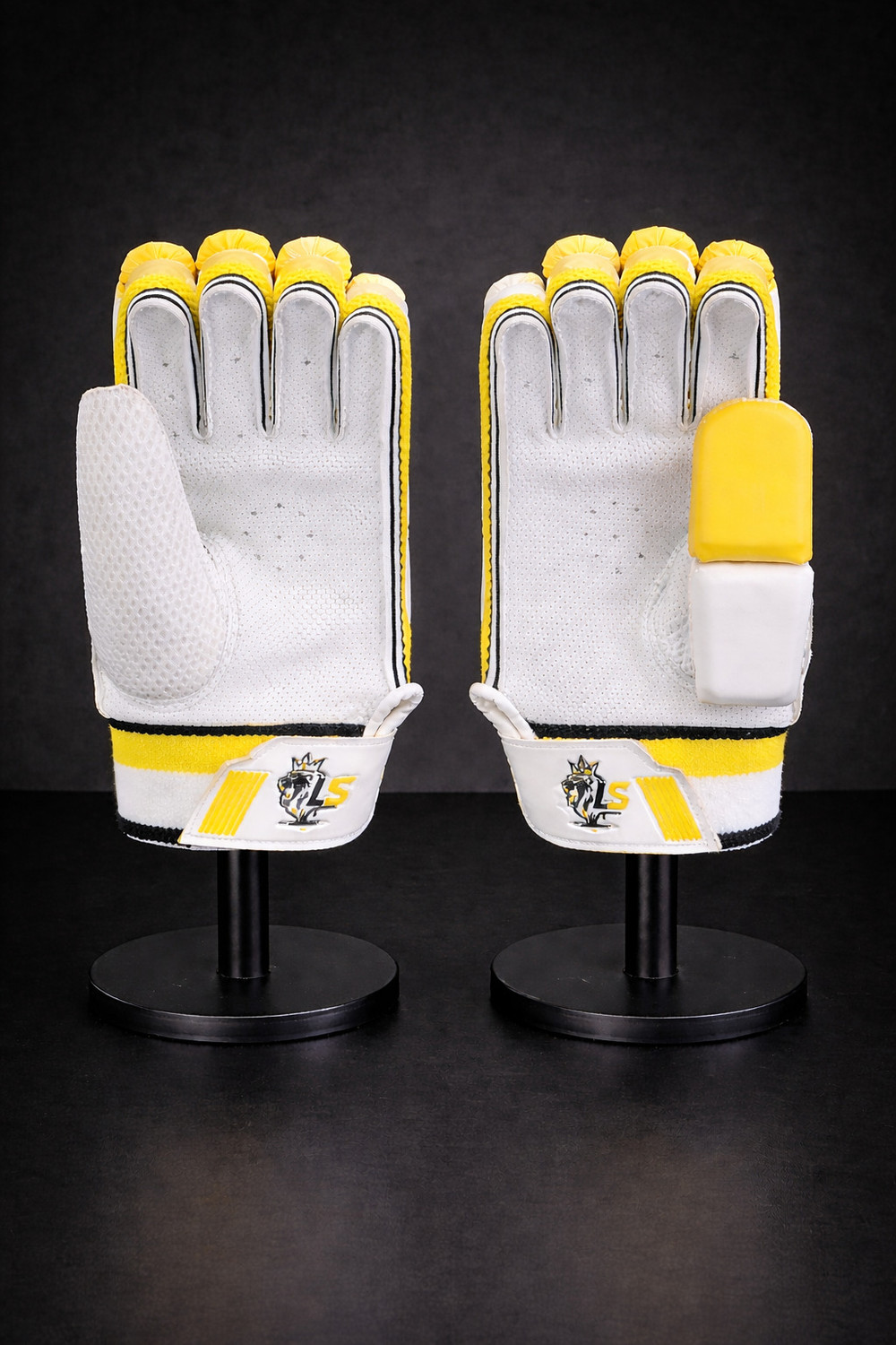 Image of Lavaking Sports LS Premium Platinum Batting Gloves Batting Gloves