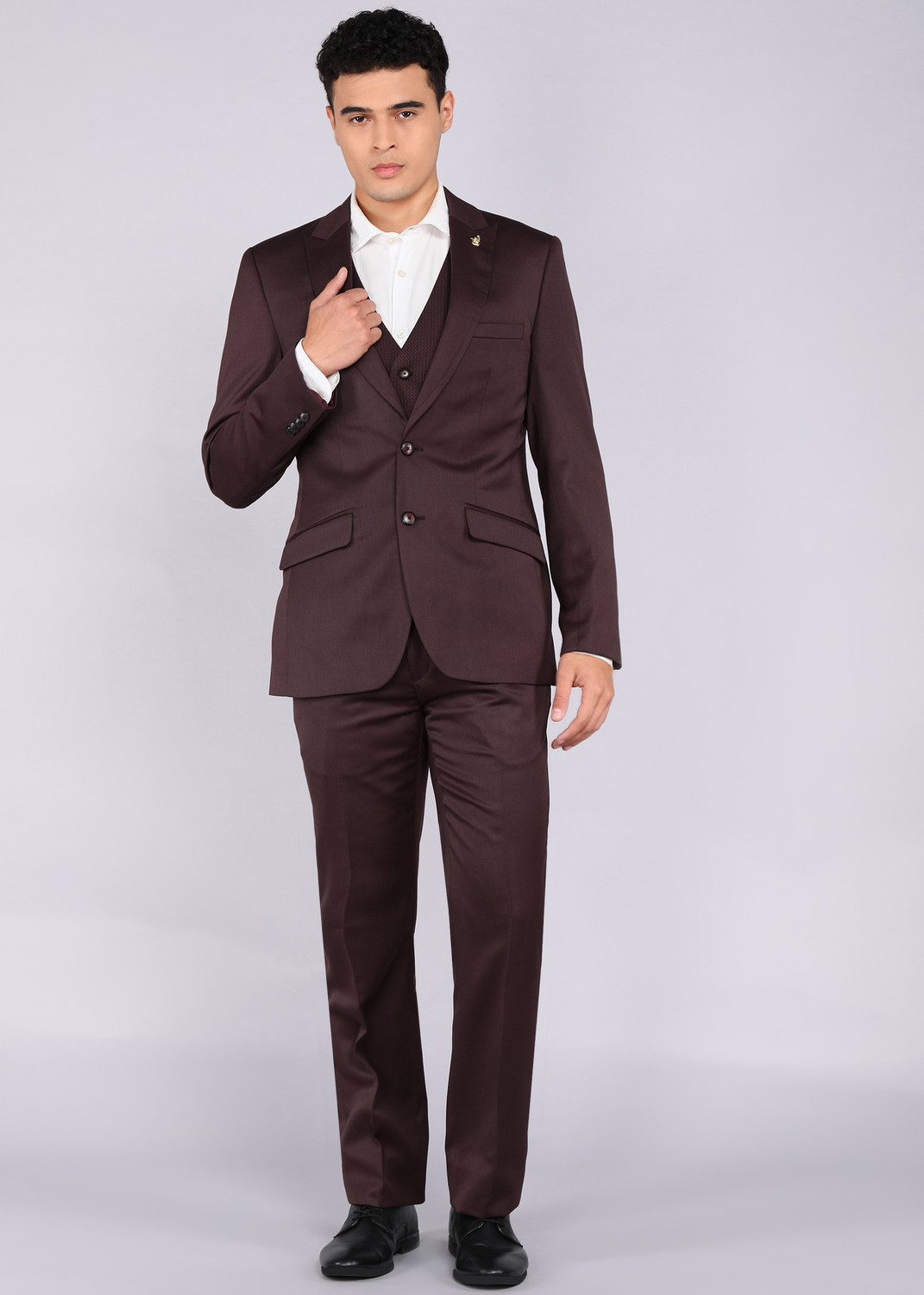 Image of Raymond 3PC SB2BTN C&S PK LPL WID WC - CONT FIT Solid Men Suit