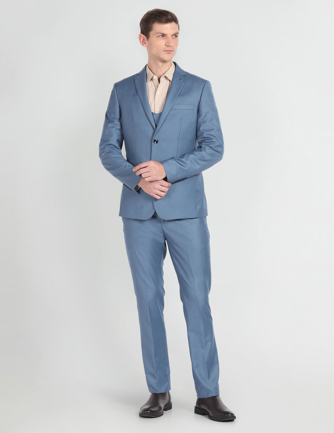 Image of ARROW Men Solid Tailored Fit Three Piece Suit Solid Suit
