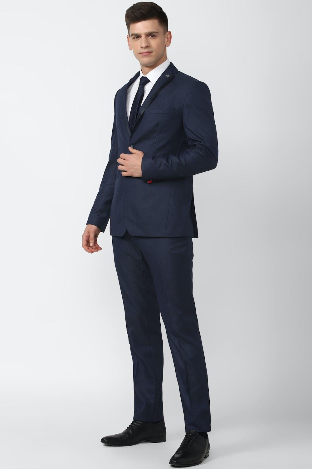 Image of PETER ENGLAND Single Breasted - 2 button Solid Men Suit