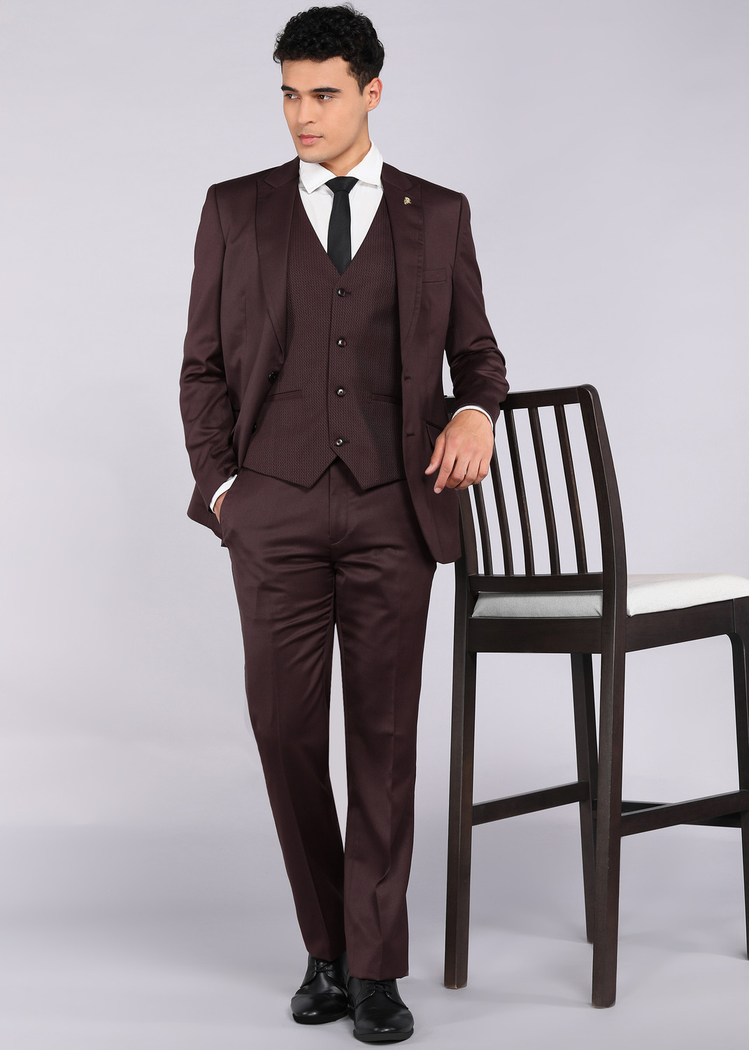 Image of Raymond 3PC SB2BTN C&S PK LPL WID WC - CONT FIT Solid Men Suit