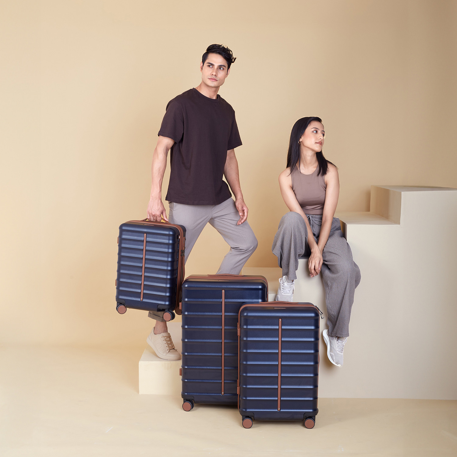 Image of Assembly Lightweight Cabin Trolley (53cm), Medium & Large Checkin (62, 73cm) - TSA Lock Cabin & Check-in Set 8 Wheels - 28 inch
