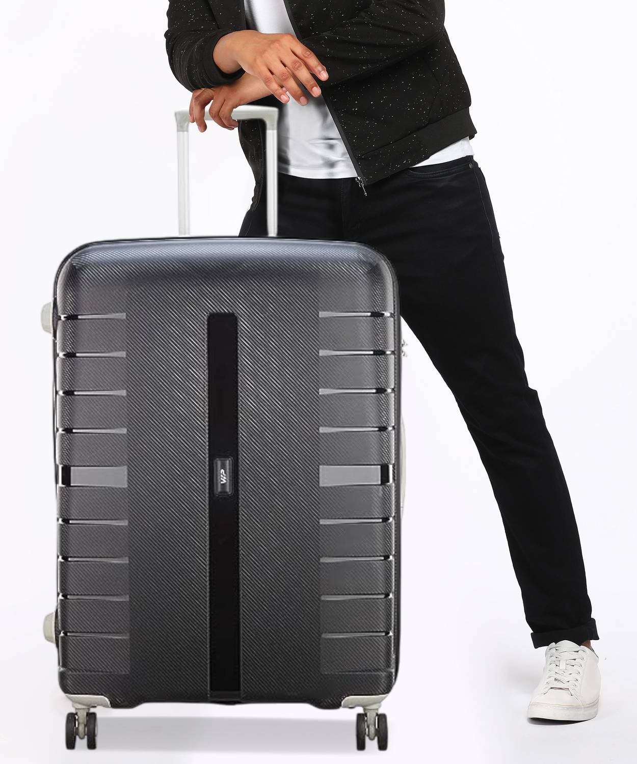 トロールです✨ VIP Voyager 79 - Hardbody Trolley Bag Check-in Suitcase 8 Wheels