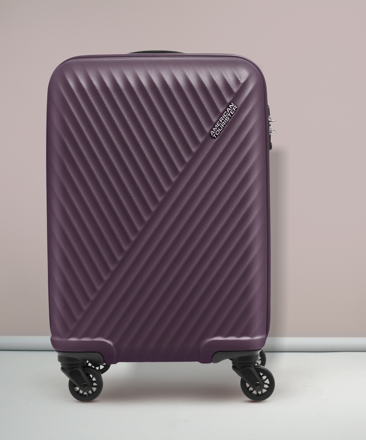 Image of AMERICAN TOURISTER Skyrock Check-in Suitcase 4 Wheels - 26 inch