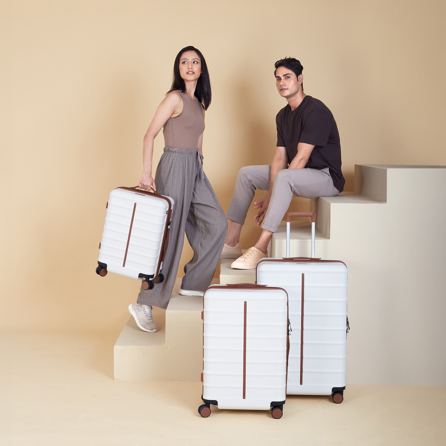 Image of Assembly Lightweight Cabin Trolley (53cm), Medium & Large Checkin (62, 73cm) - TSA Lock Cabin & Check-in Set 8 Wheels - 28 inch