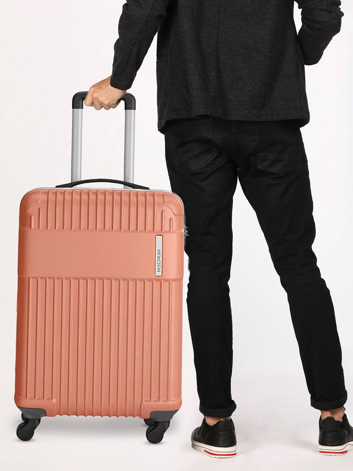 Magnum 55 Cabin Suitcase 4 Wheels 22 inch - Image 4