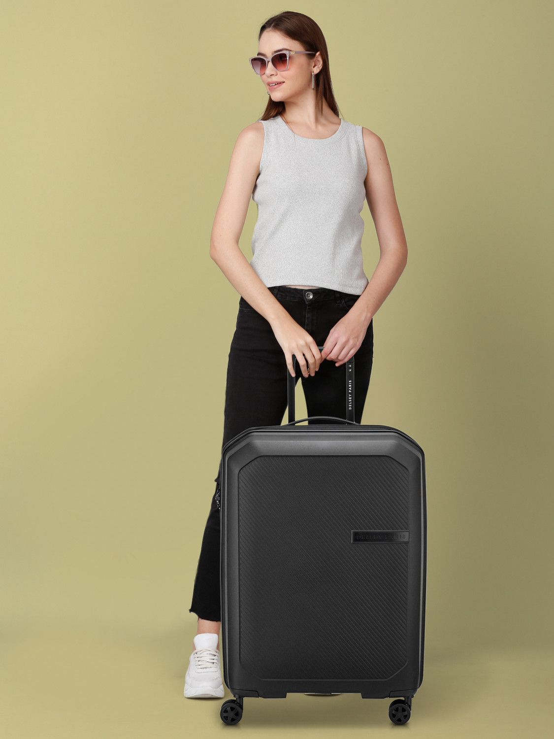 Image of DELSEY PARIS ANVERS Expandable Check-in Suitcase 8 Wheels - 28 Inch