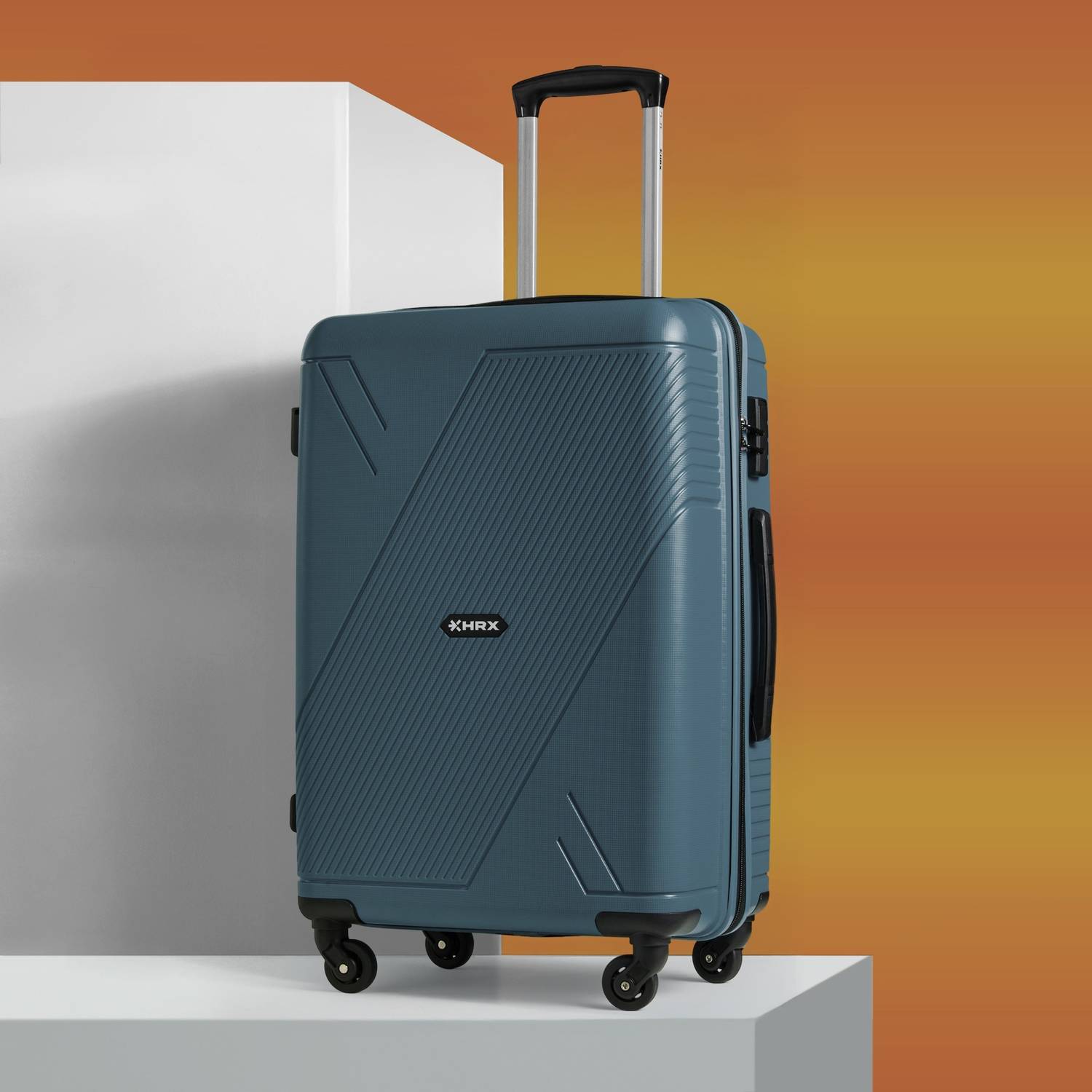 HRX Icon Check-in Suitcase 4 Wheels - 26 inch