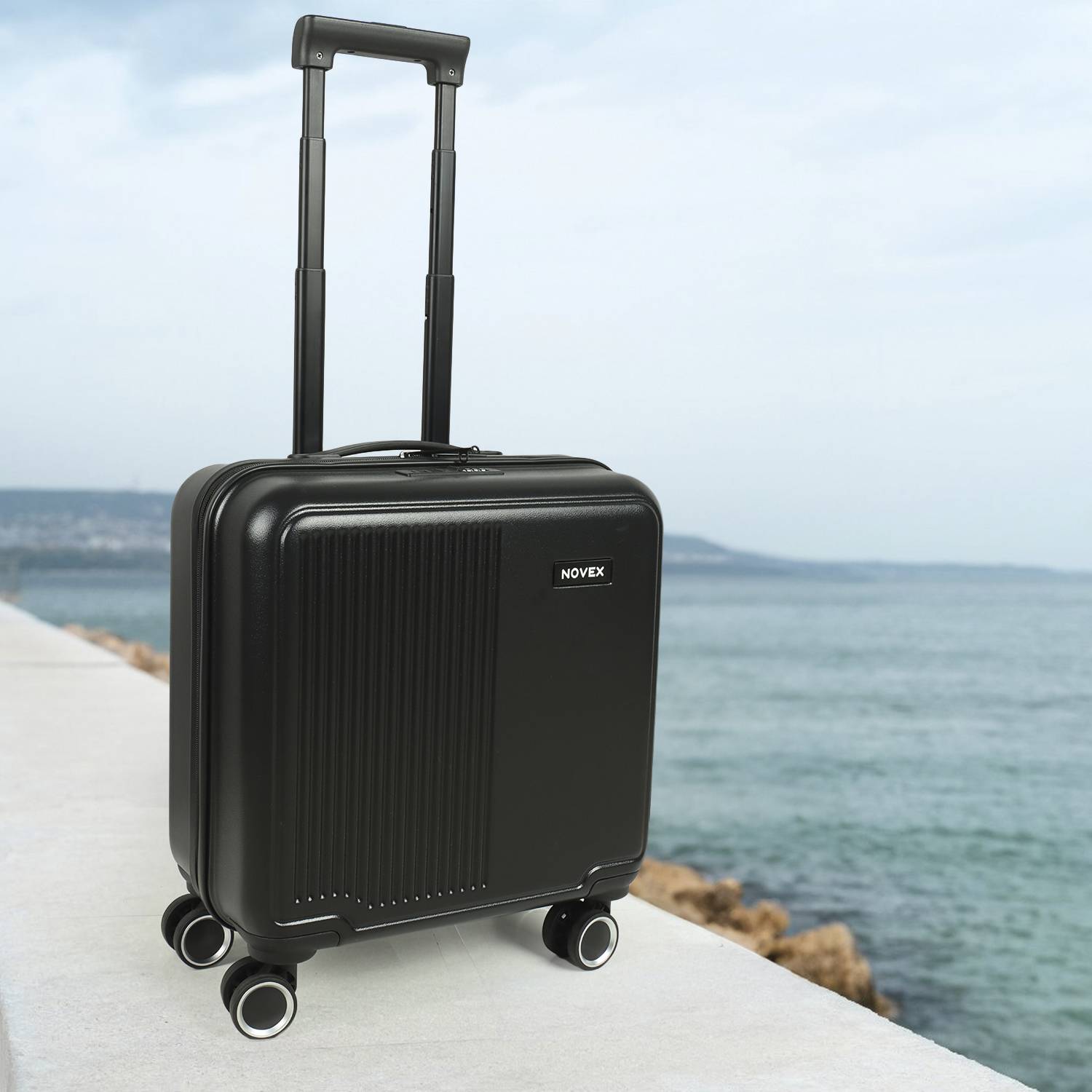 NOVEX Lynx Hard Top Laptop Overnighter Bag | Laptop Roller Case