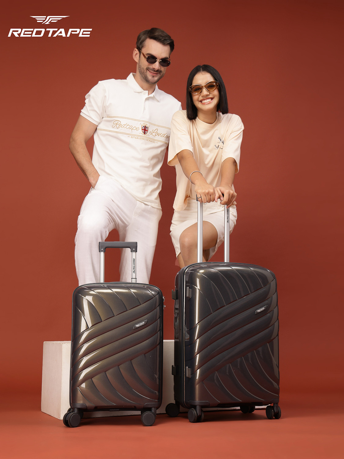 Image of Red Tape Unisex Polycarbonate Hard Trolley Bag Set of 2 (Medium 66 cm + Small 56 cm) Cabin & Check-in Set 8 Wheels - 24 inch